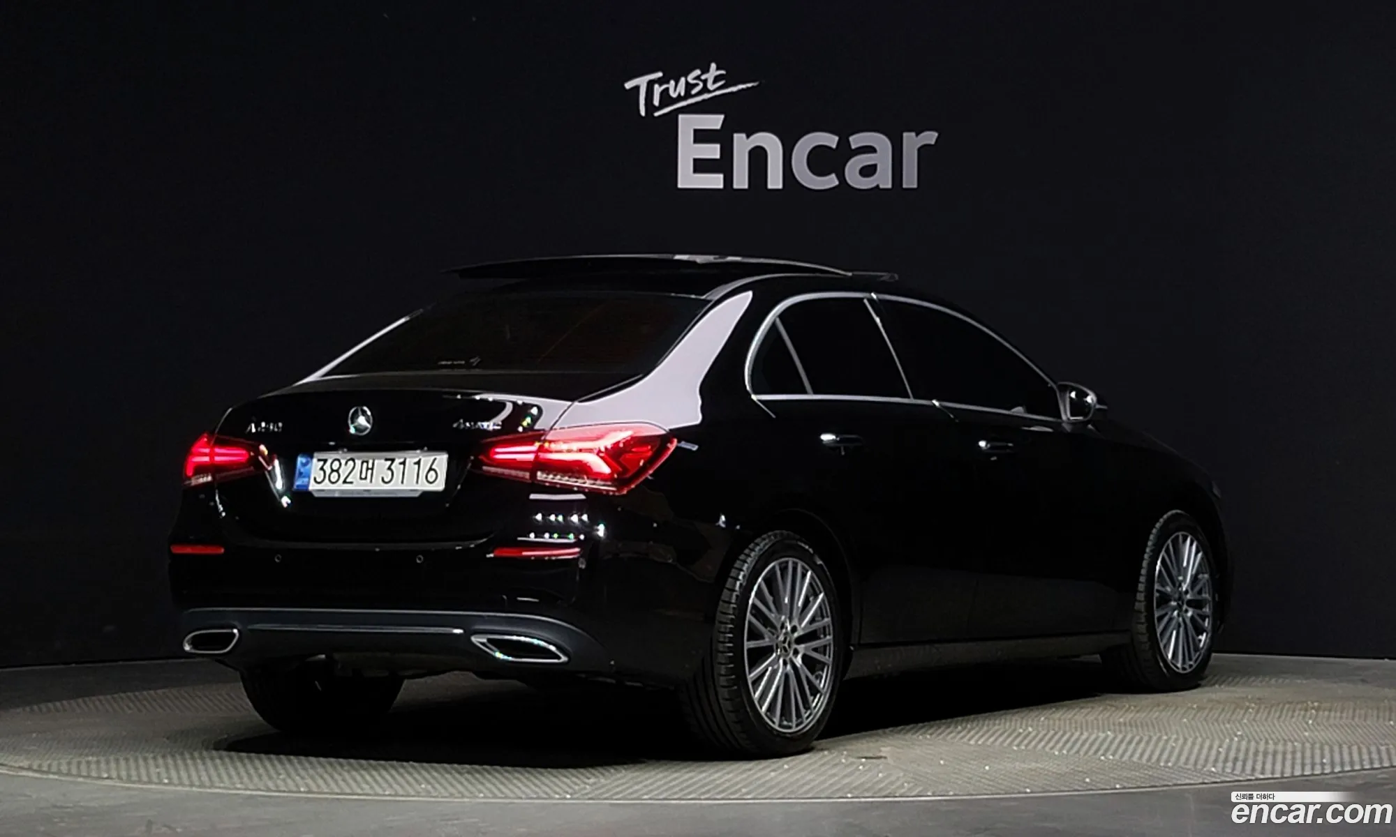 Mercedes-Benz A-Klasse Iv W177 A250 4Matic Sedan 2021 - фотография 12520705