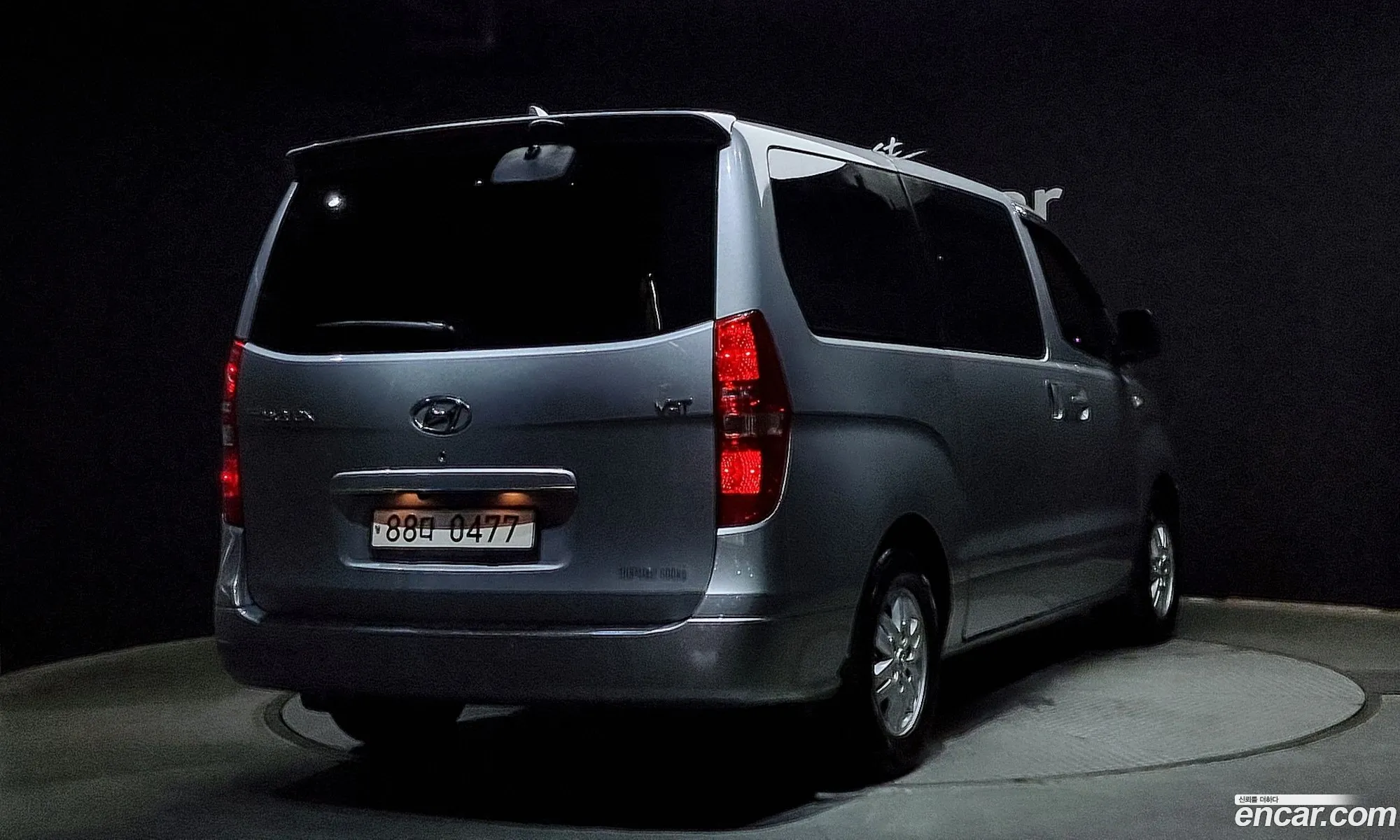 Hyundai The New Grand Starex Van 5-Seater Smart - фотография 15988043