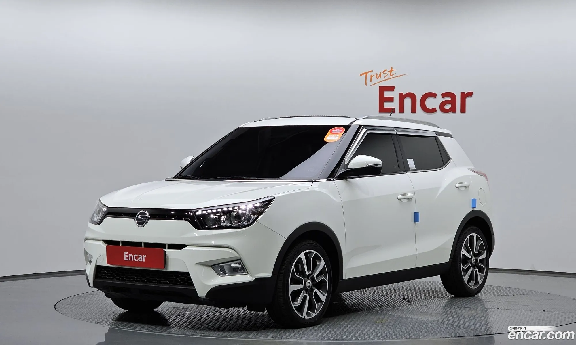 Ssangyong Tivoli Tivoli Lx 2Wd 2016 - фотография 14953006