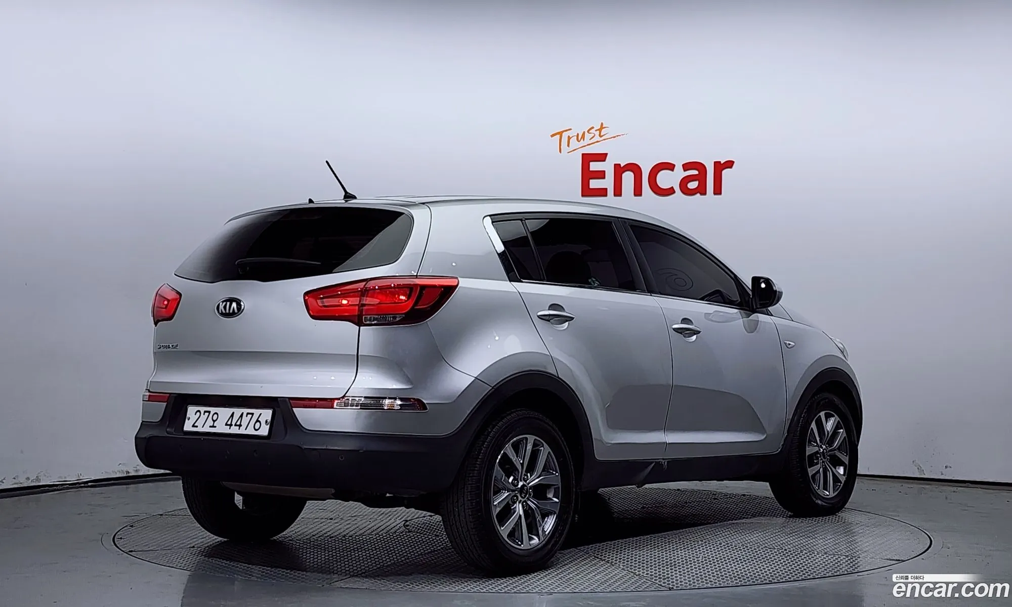Kia Sportage Diesel 2Wd Luxury 2016 - фотография 14660088
