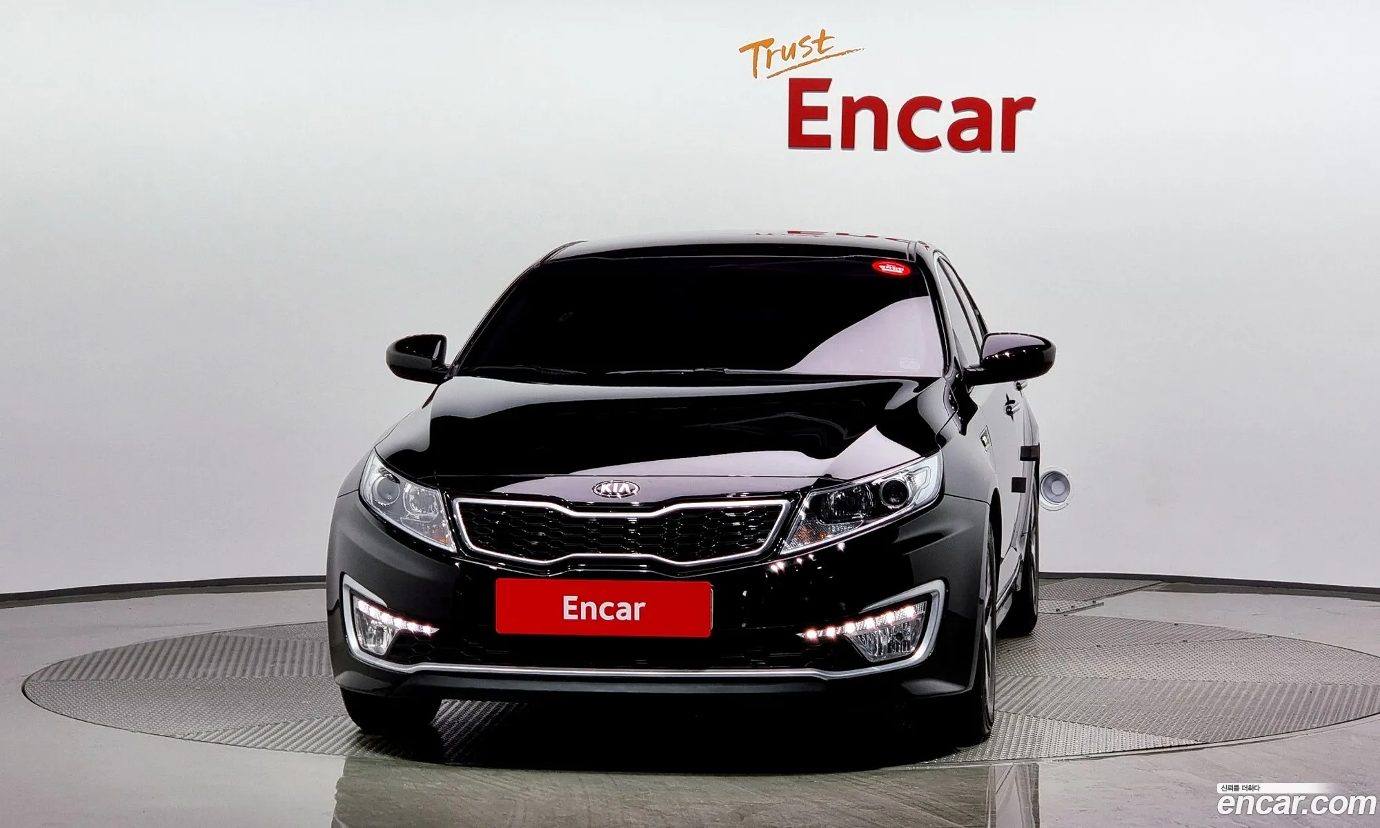 Kia K5 I Deluxe 2014 - фотография 17186499
