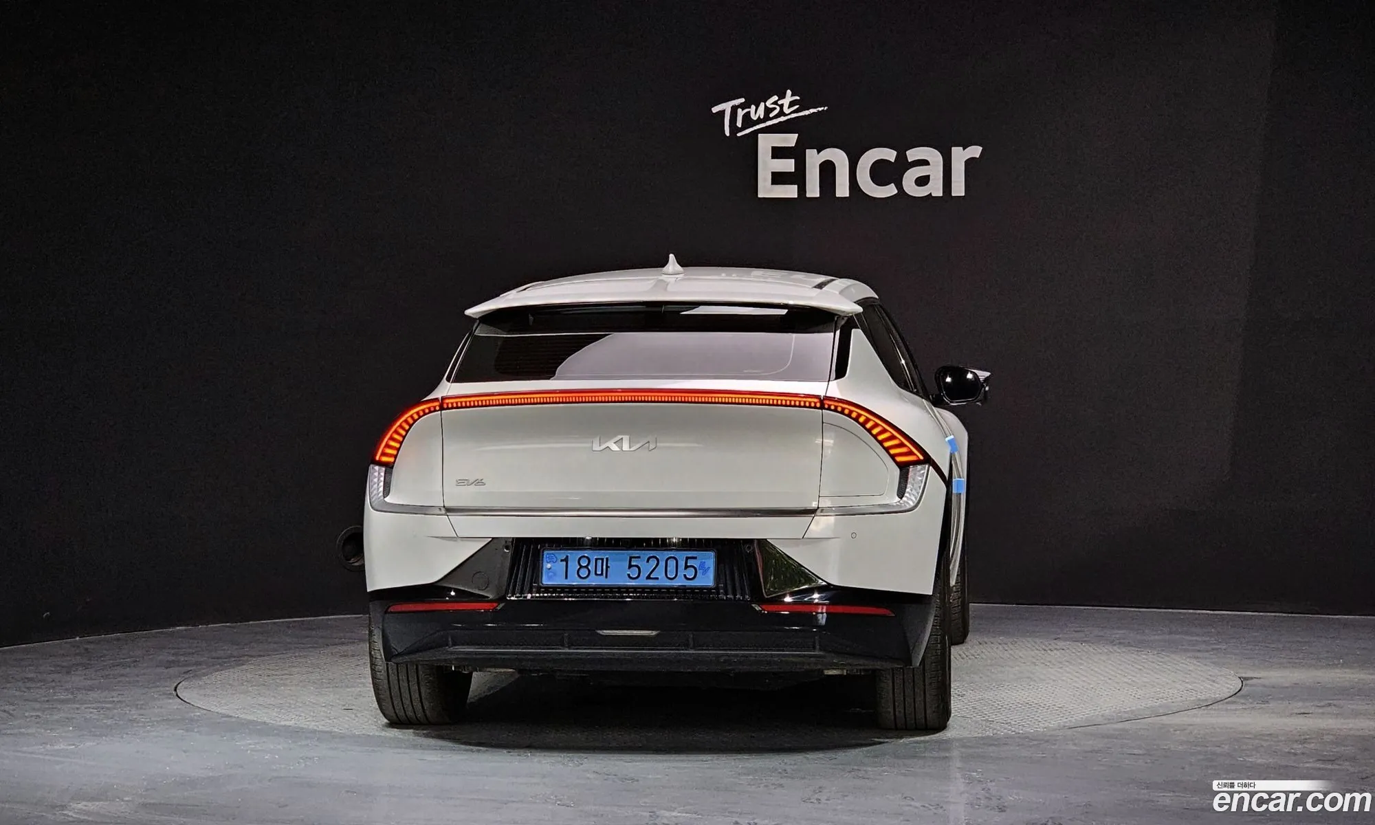 Kia Ev6 Ev6 Long Range 2022 - фотография 11812873