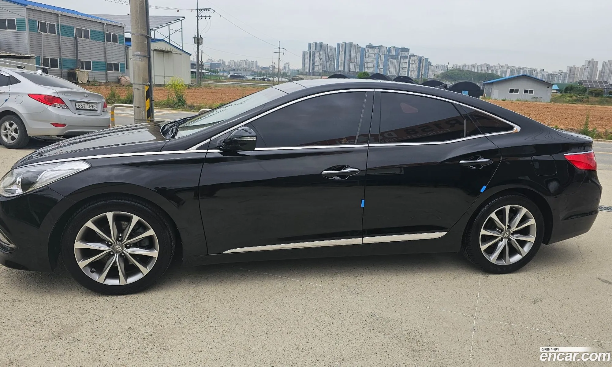 Hyundai Grandeur V Hg240 Modern 2015 - фотография 13595642