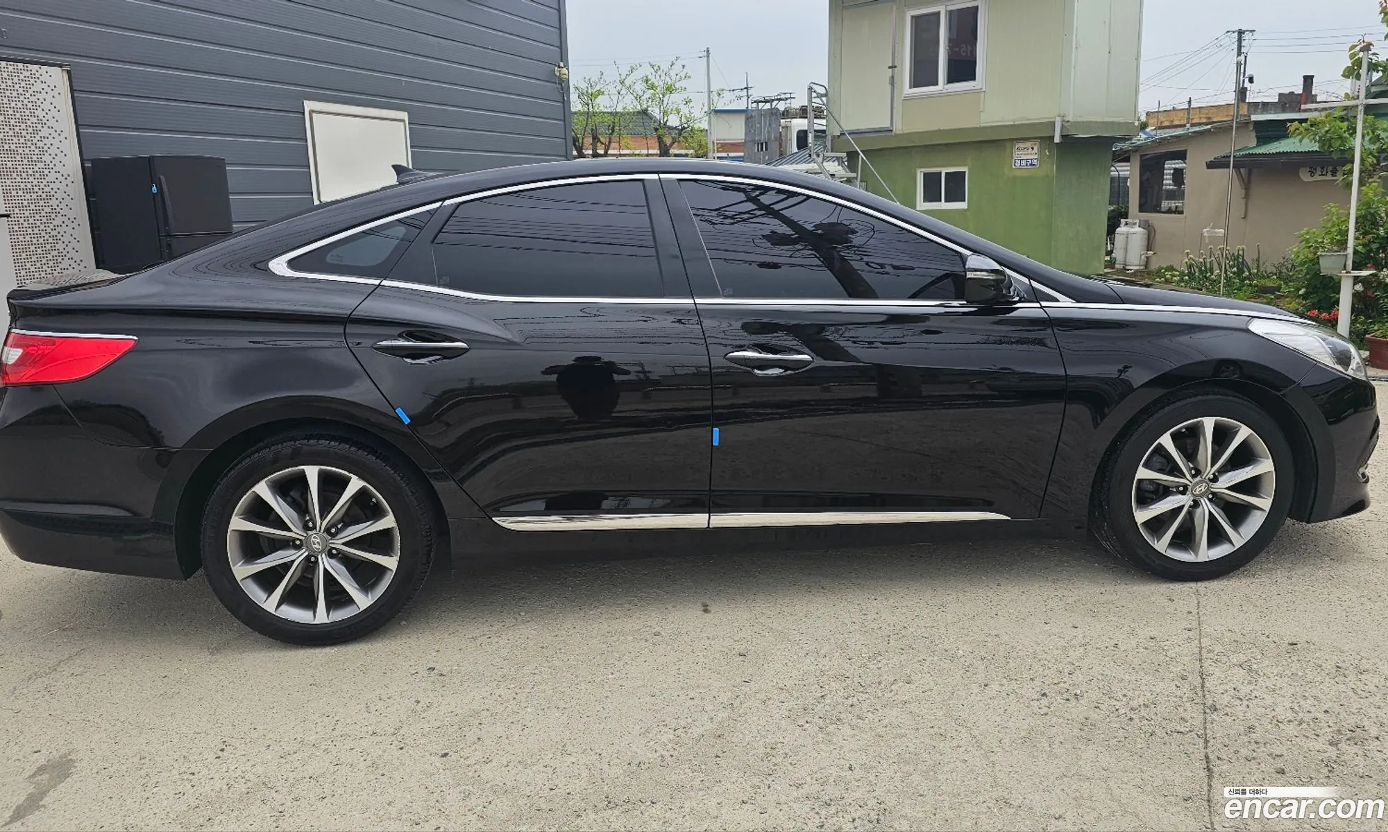Hyundai Grandeur V Hg240 Modern 2015 - фотография 13595645