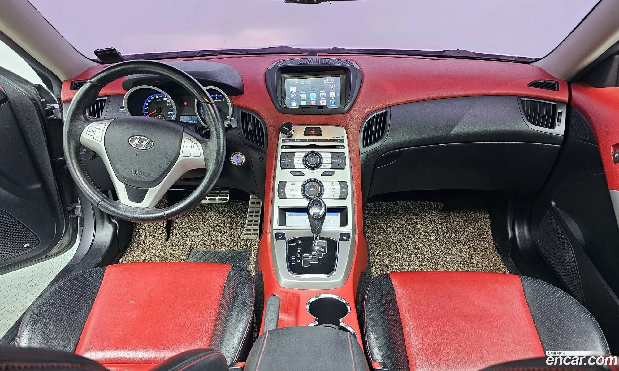 Hyundai Genesis I 200 Turbo R 2009 - фотография 12392502