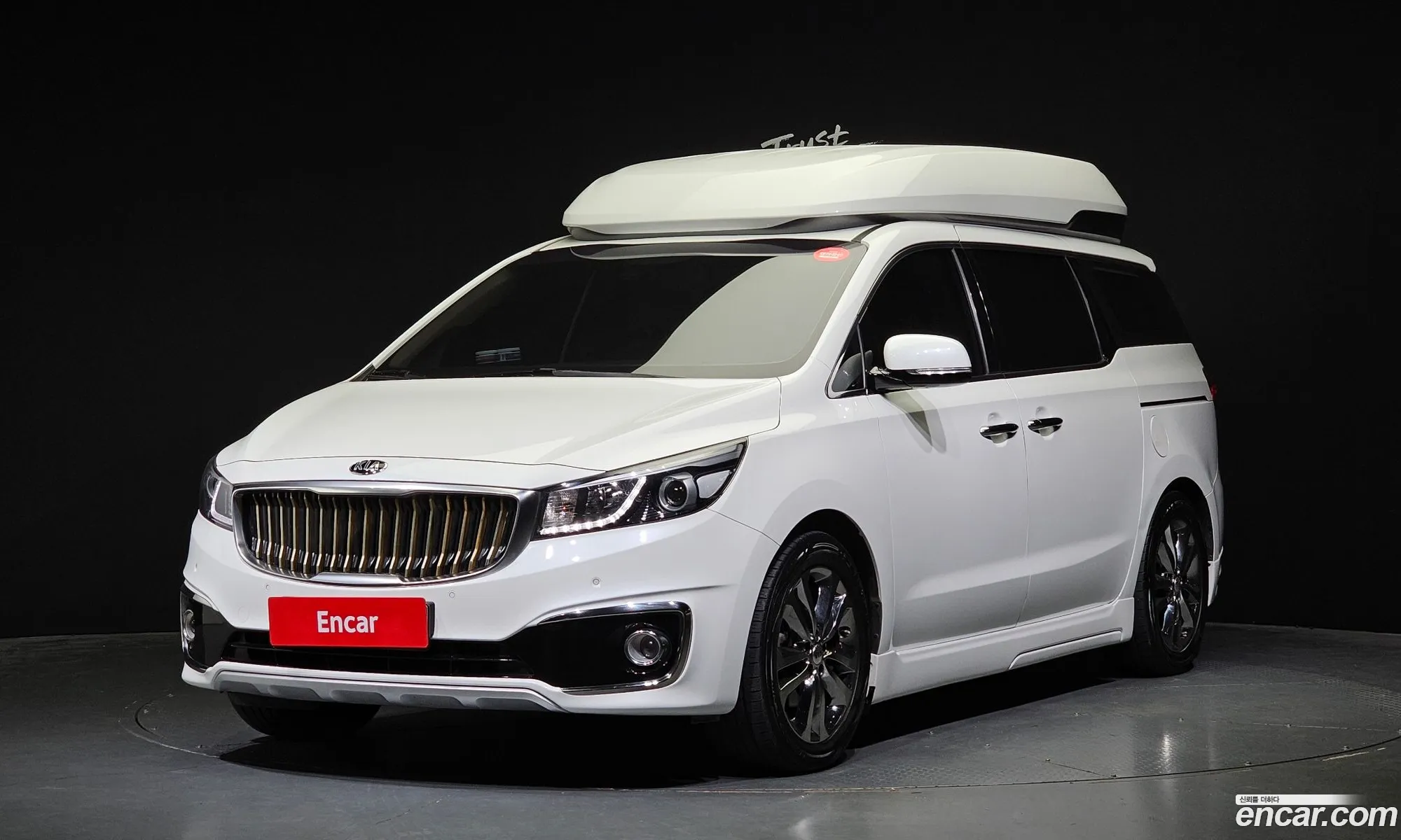 Kia All New Carnival 7-Seater High Limousine Vip - фотография 11276164