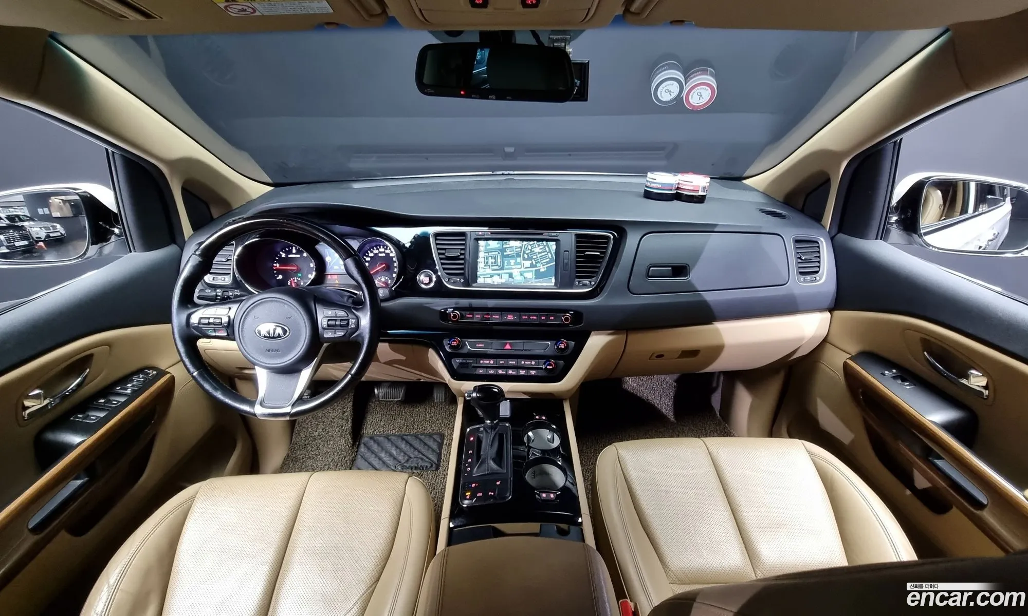 Kia All New Carnival 7-Seater High Limousine Vip - фотография 11276169