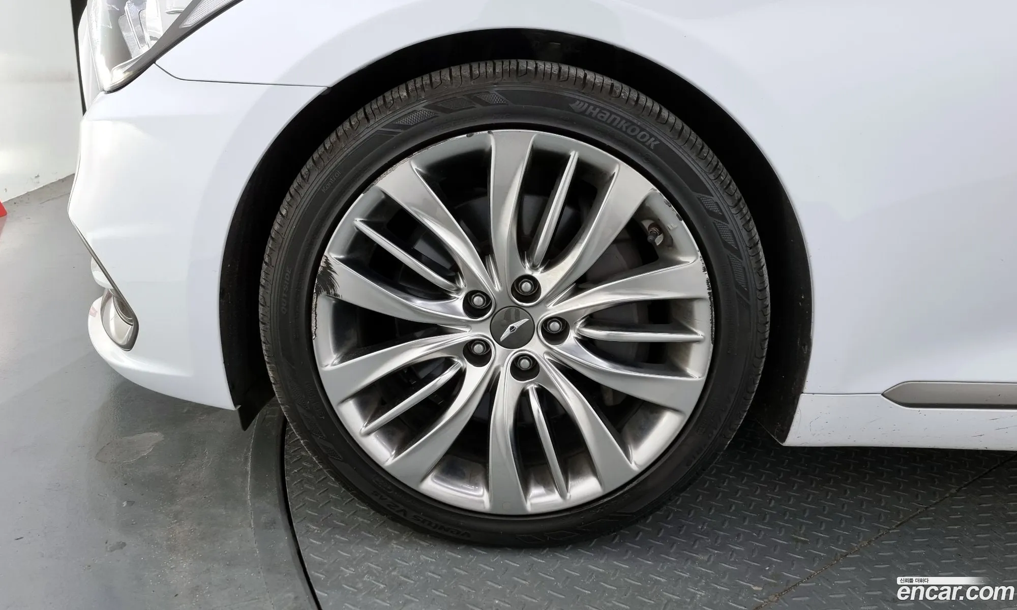 Genesis G80 I 22D Awd 2019 - фотография 51708