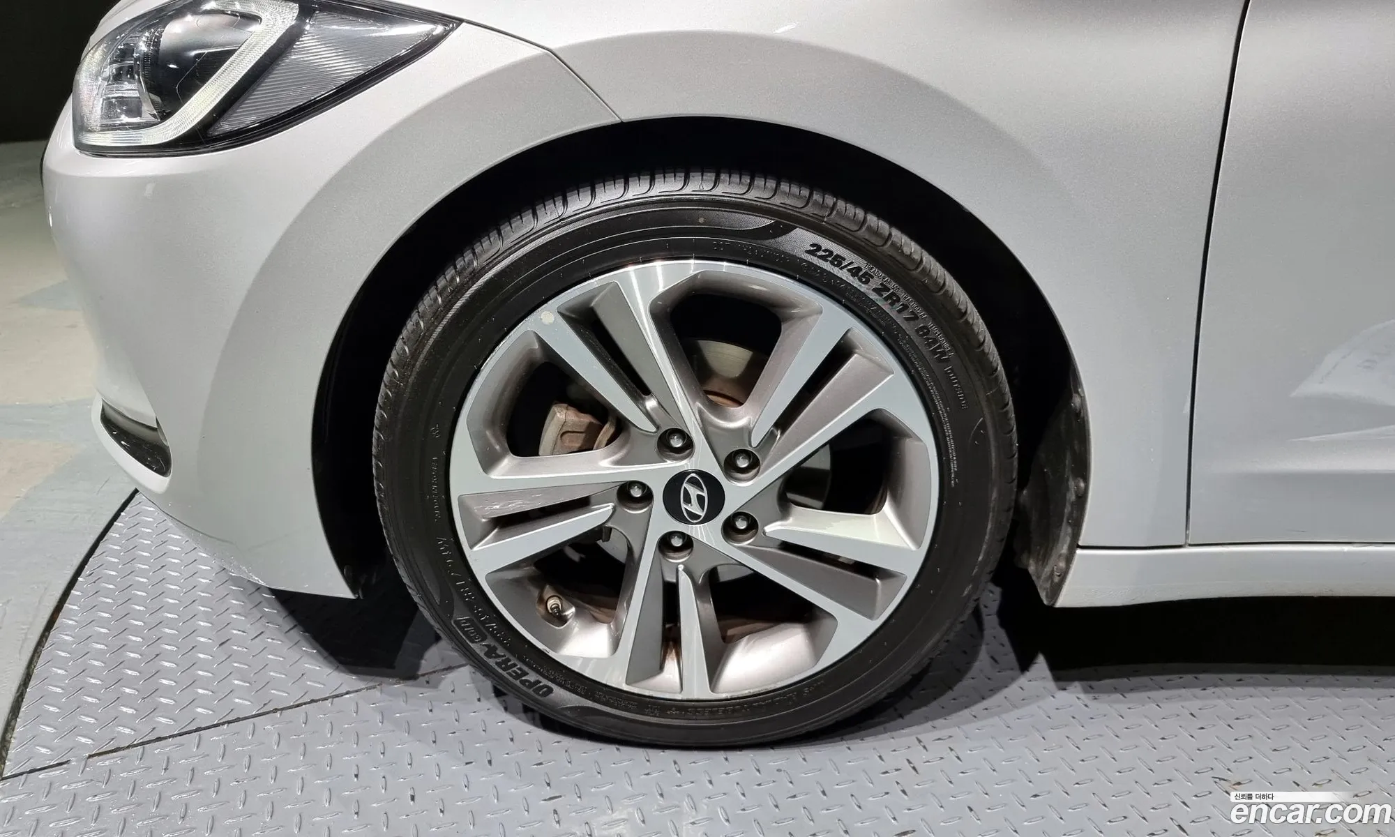 Hyundai Avante 16 Gdi Premium 2016 - фотография 11537608