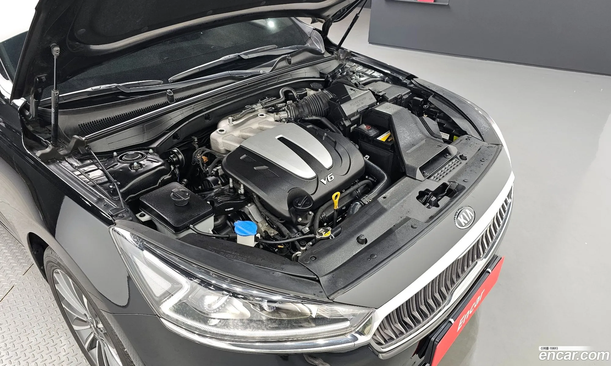 Kia K7 Vg Ii 30 Lpi Prestige Rental Car 2016 - фотография 12498097
