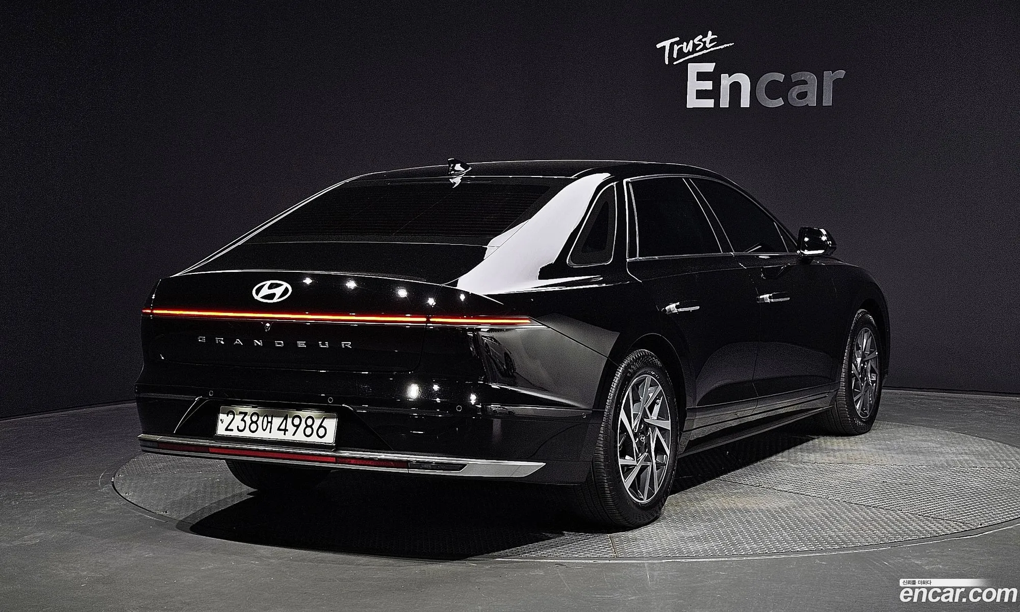 Hyundai Grandeur 25 Gasoline 2Wd 2023 - фотография 13392660