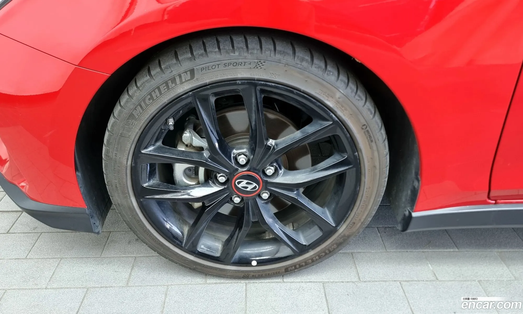 Hyundai Veloster Ii 16 Turbo Sport 2019 - фотография 16863695