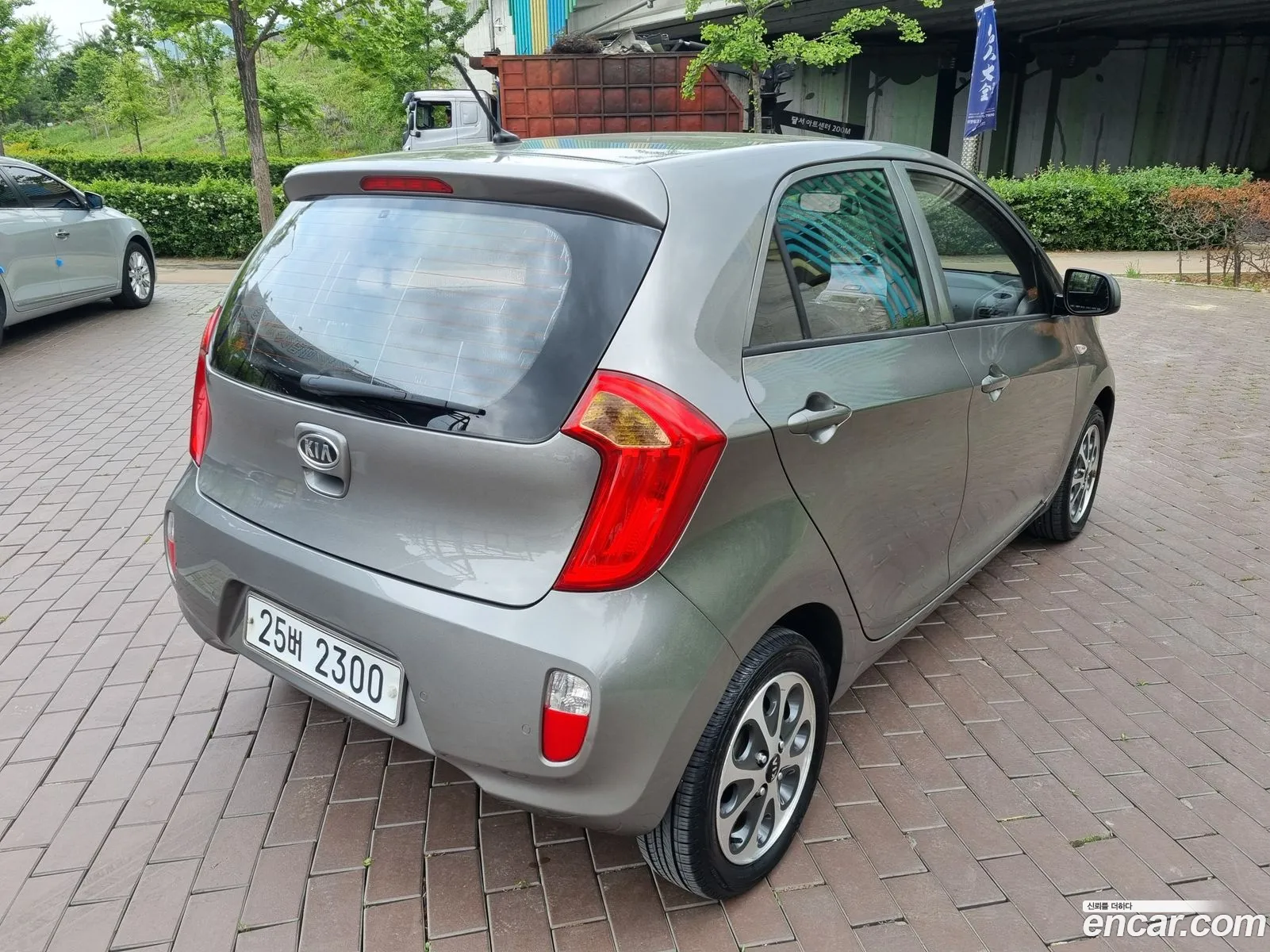 Kia Morning Ii Deluxe 2012 - фотография 19874283