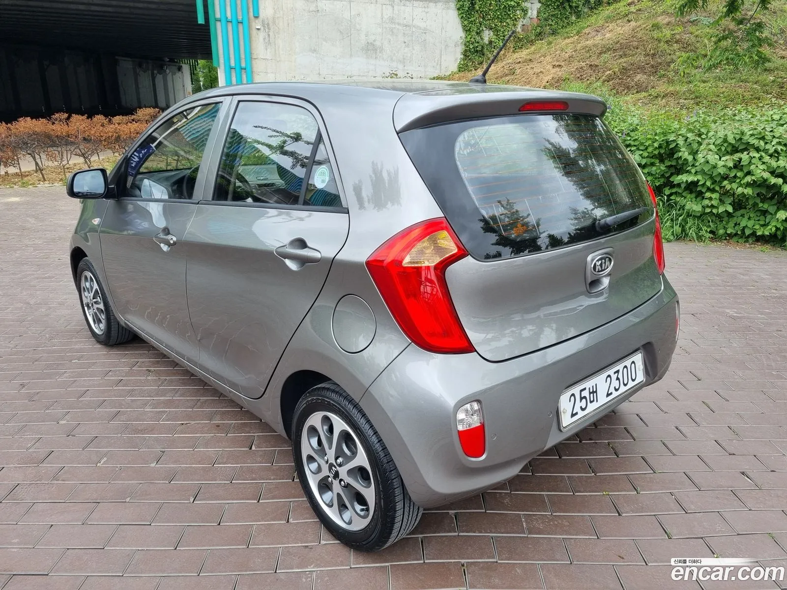Kia Morning Ii Deluxe 2012 - фотография 19874285