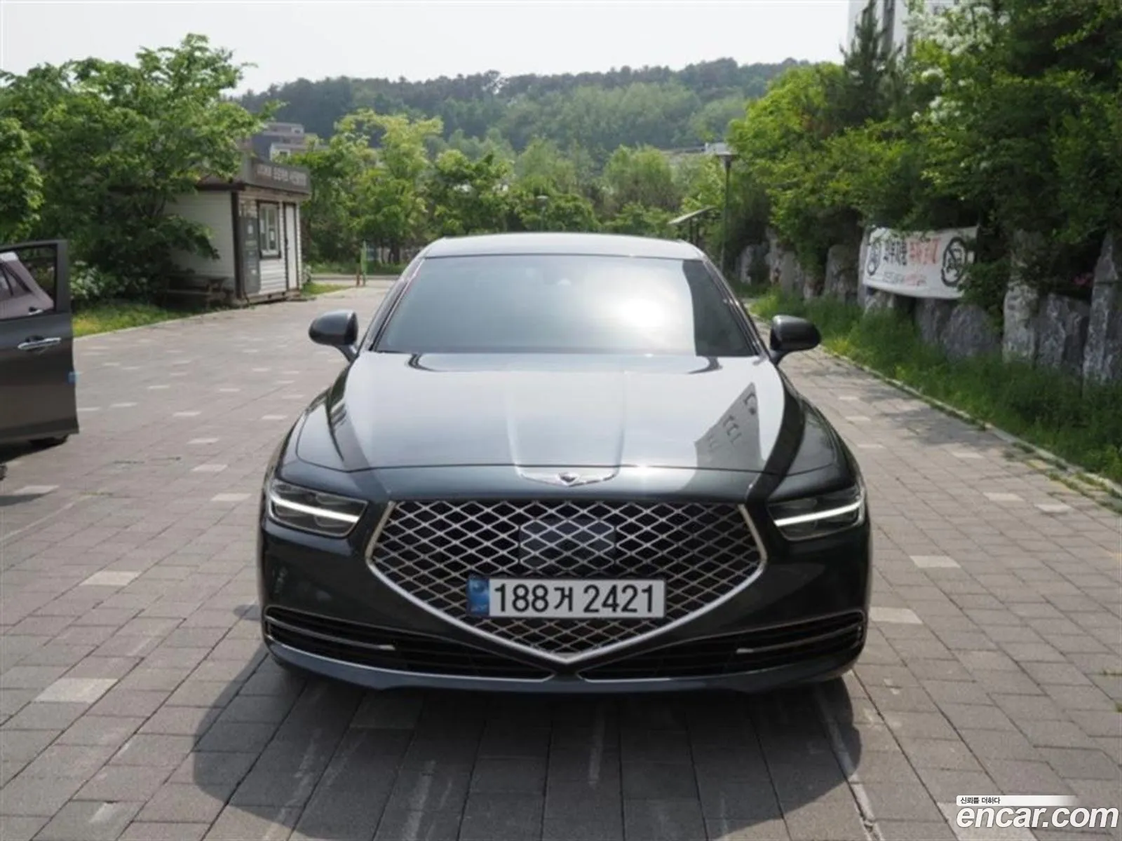 Genesis G90 I 38 Awd 2019 - фотография 14377765