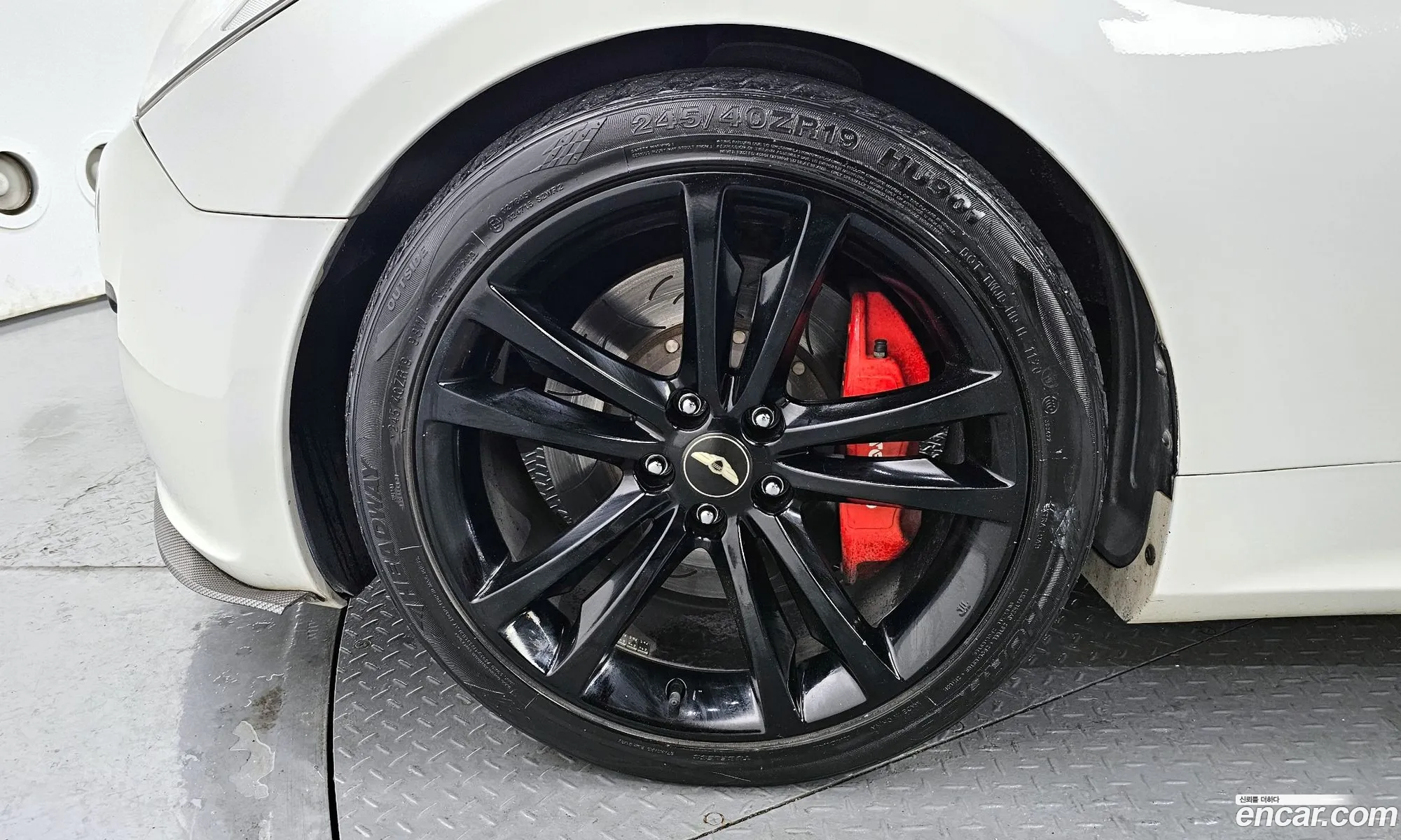 Hyundai Genesis I 200 Turbo P 2011 - фотография 12406911