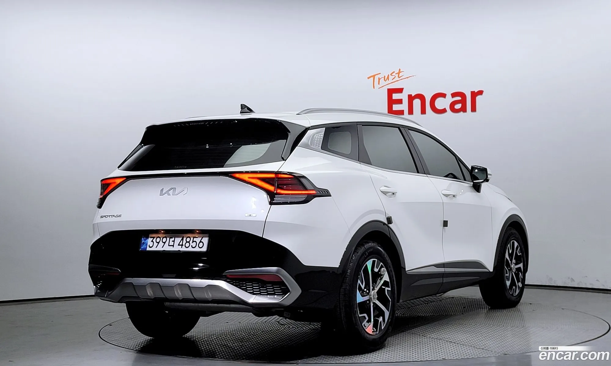 Kia Sportage Signature 2Wd 2023 - фотография 12607861
