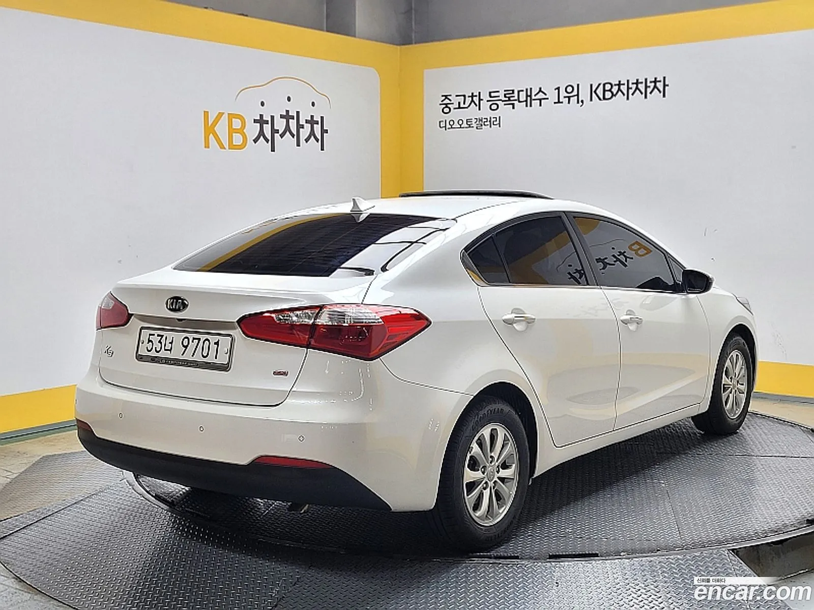 Kia K3 I Luxury 2013 - фотография 19704782