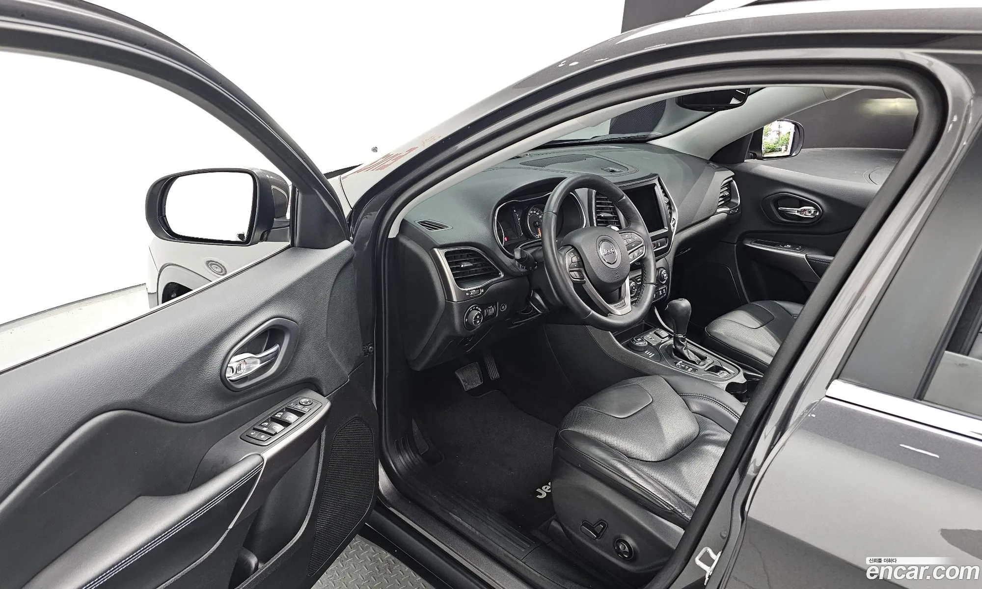 Korex Auto Trade - фотография 4590398