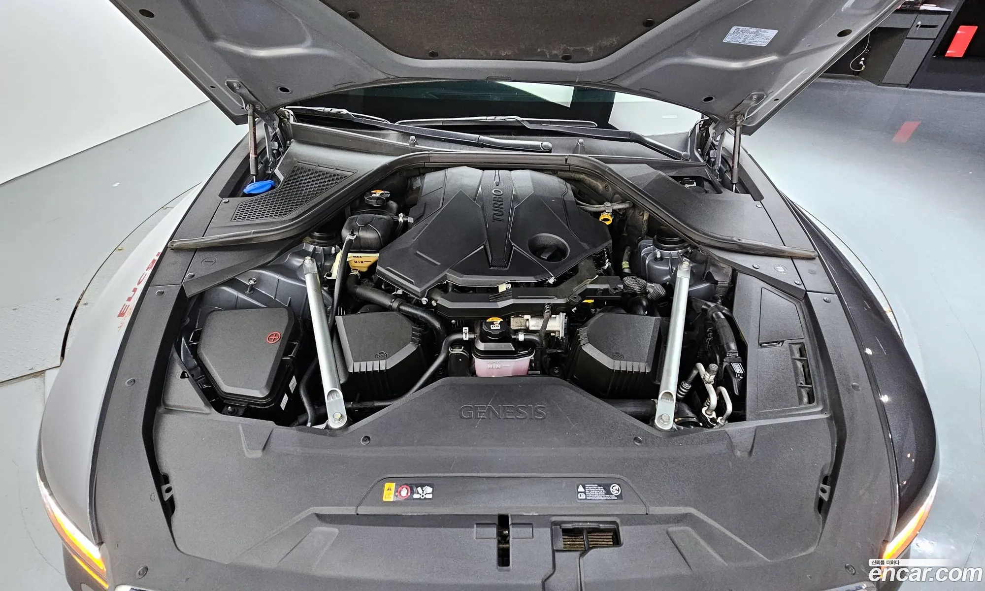 Genesis G80 Rg3 Gasoline 35 Turbo Awd - фотография 14302422