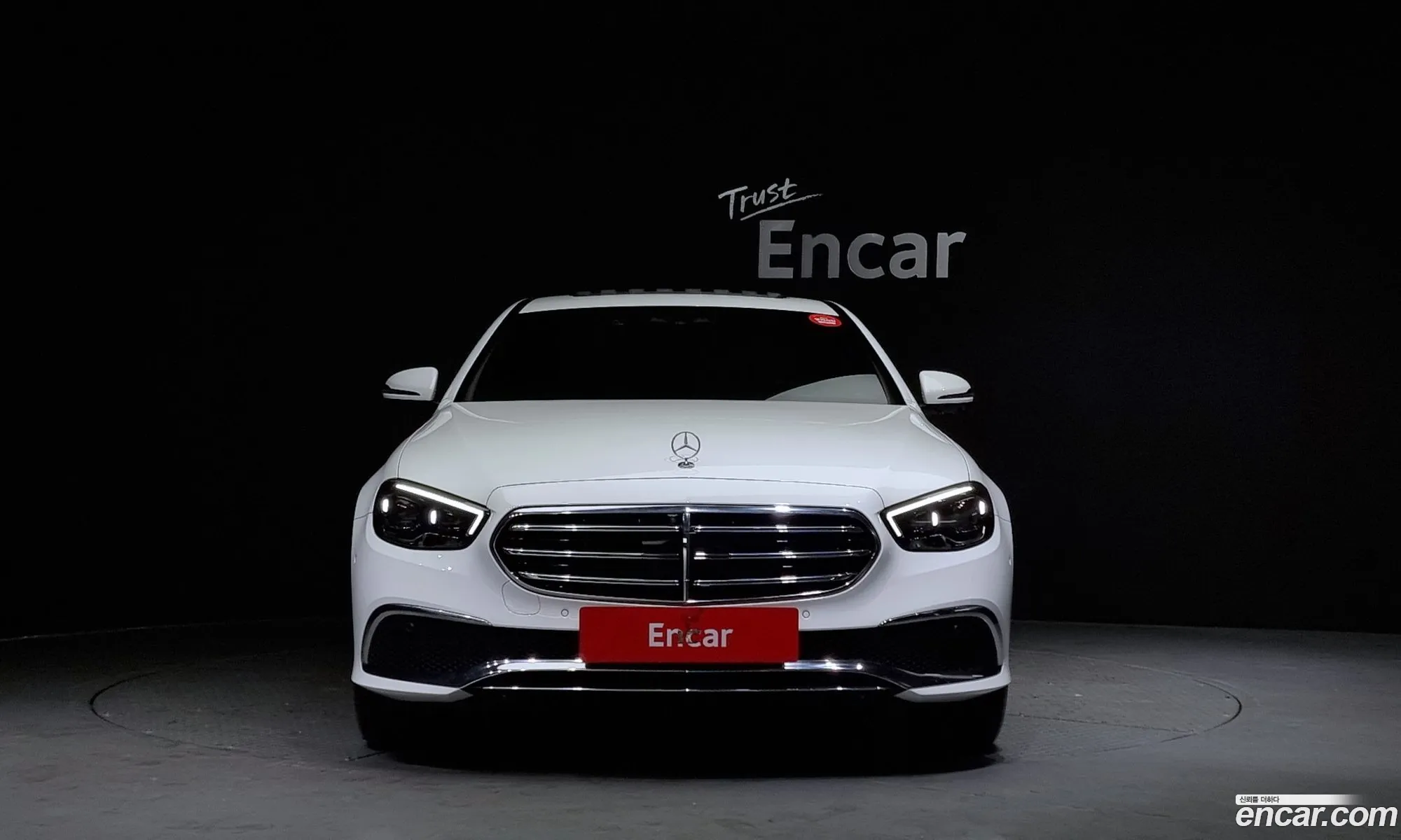 Mercedes-Benz E-Klasse E250 Exclusive 2023 - фотография 12406289
