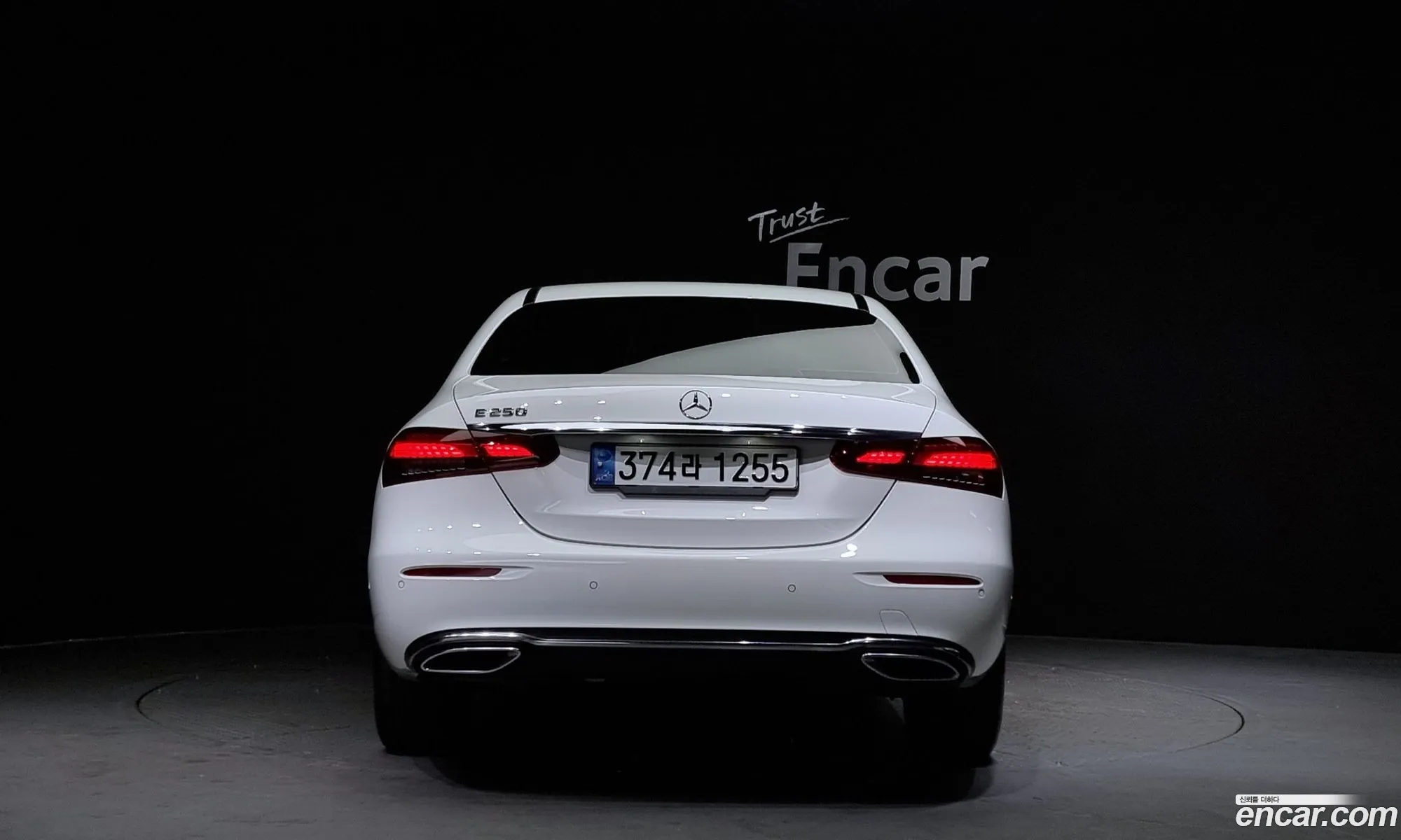 Mercedes-Benz E-Klasse E250 Exclusive 2023 - фотография 12406290
