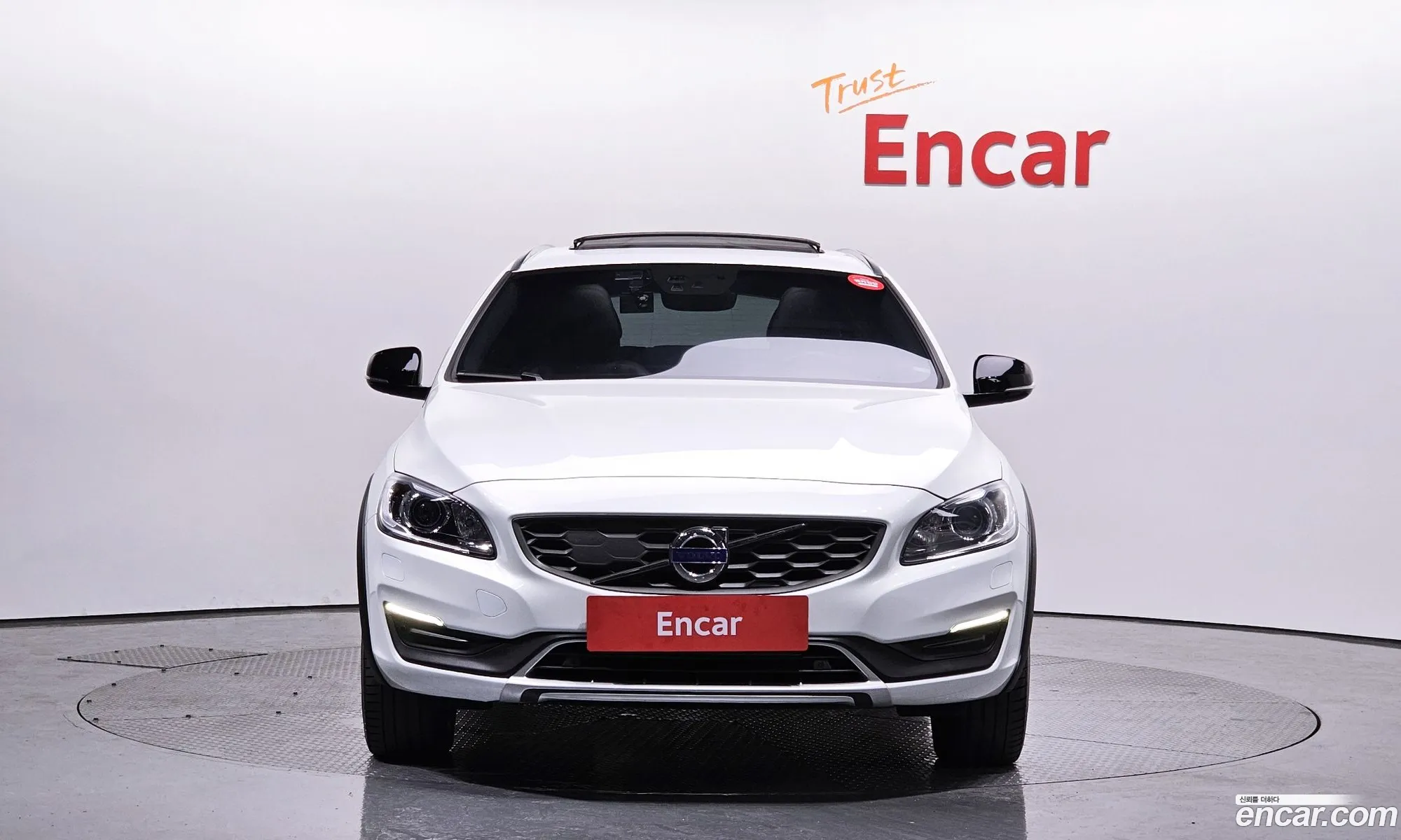 Volvo V60 Cross Country D4 Awd - фотография 4504332