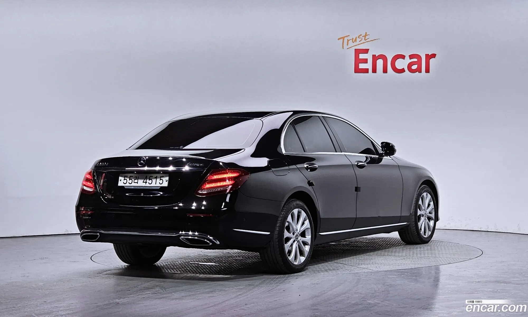Mercedes-Benz E-Klasse V W213 S213 C238 E220D 4Matic Exclusive 2019 - фотография 12686957