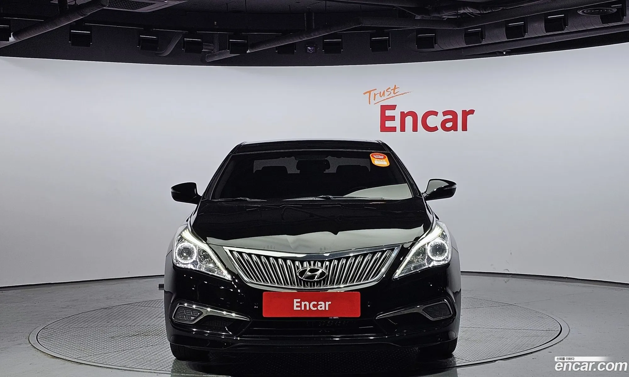 Hyundai Grandeur V Hg240 Modern 2015 - фотография 11983093
