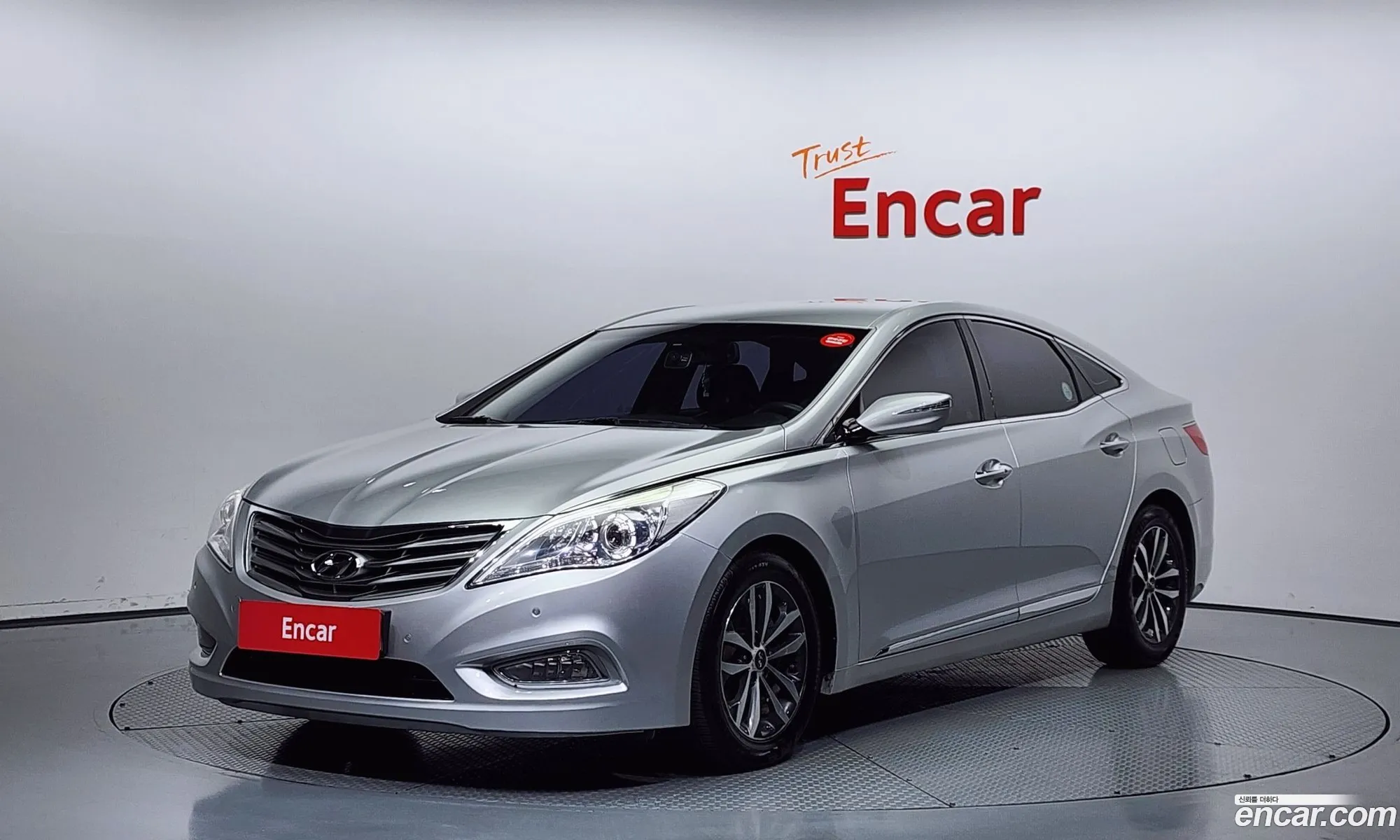 Hyundai Grandeur V Hg240 Luxury 2012 - фотография 14848242