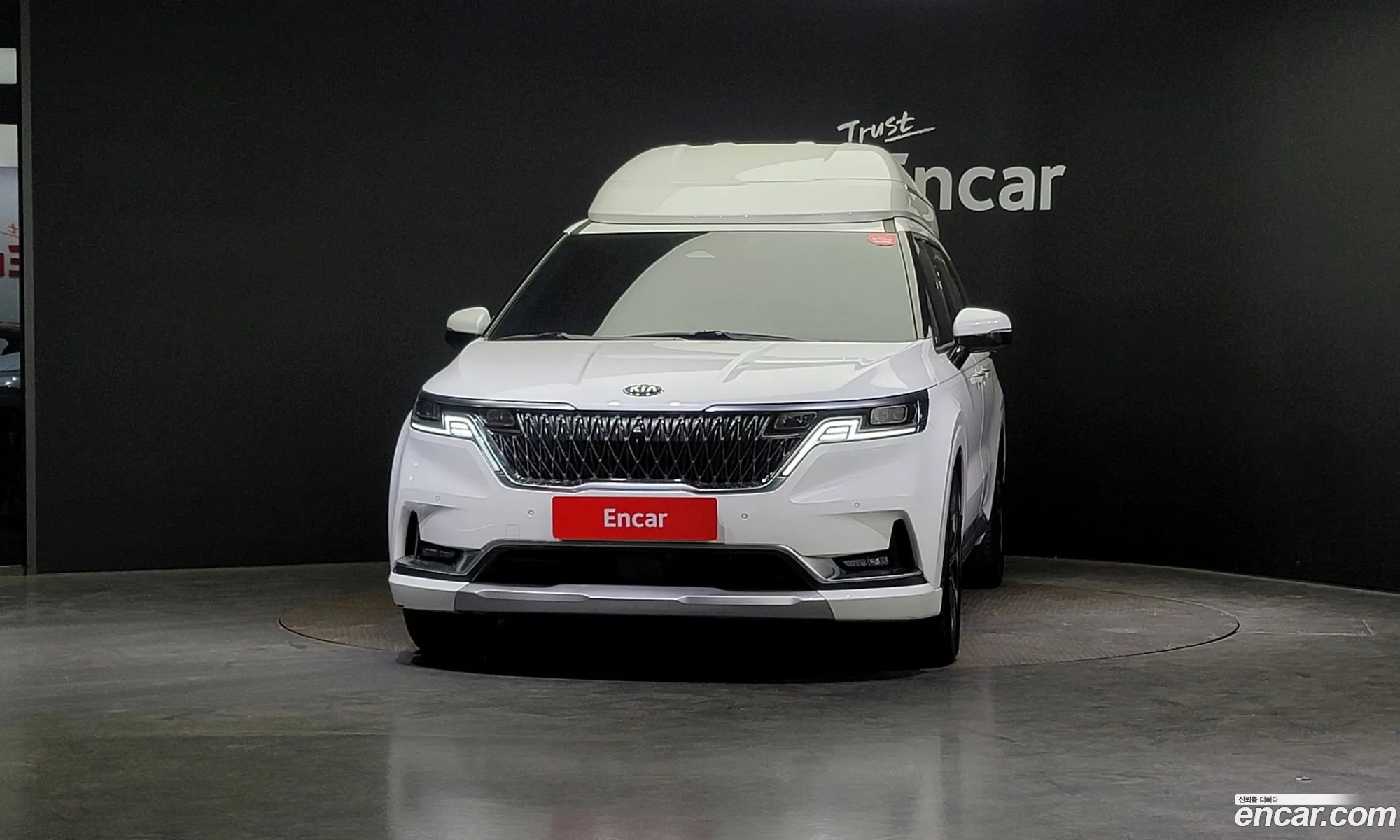 Kia Carnival 9-Seater High Limousine 2021 - фотография 10833762