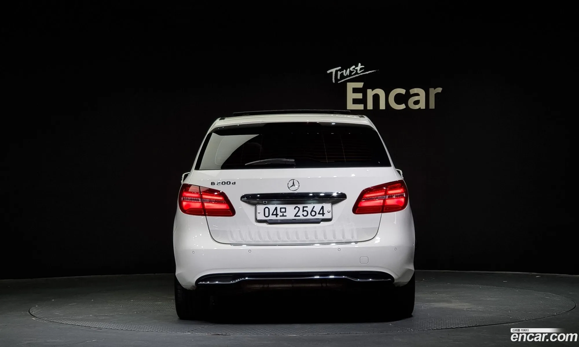 Mercedes-Benz B-Klasse B200 D 2018 - фотография 12505975