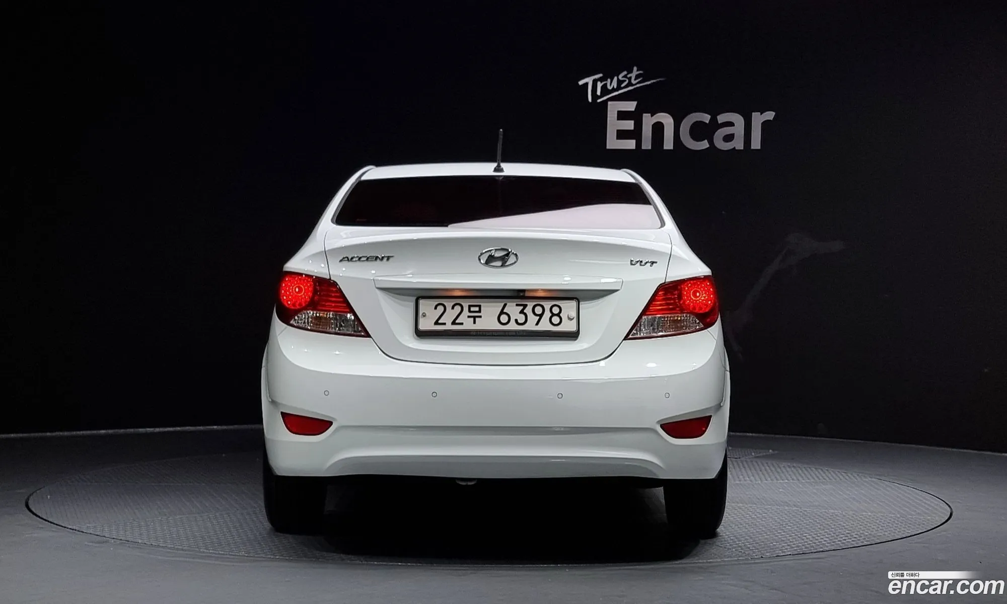 Hyundai Accent Iv 14 Vvt Smart 2014 - фотография 18456791
