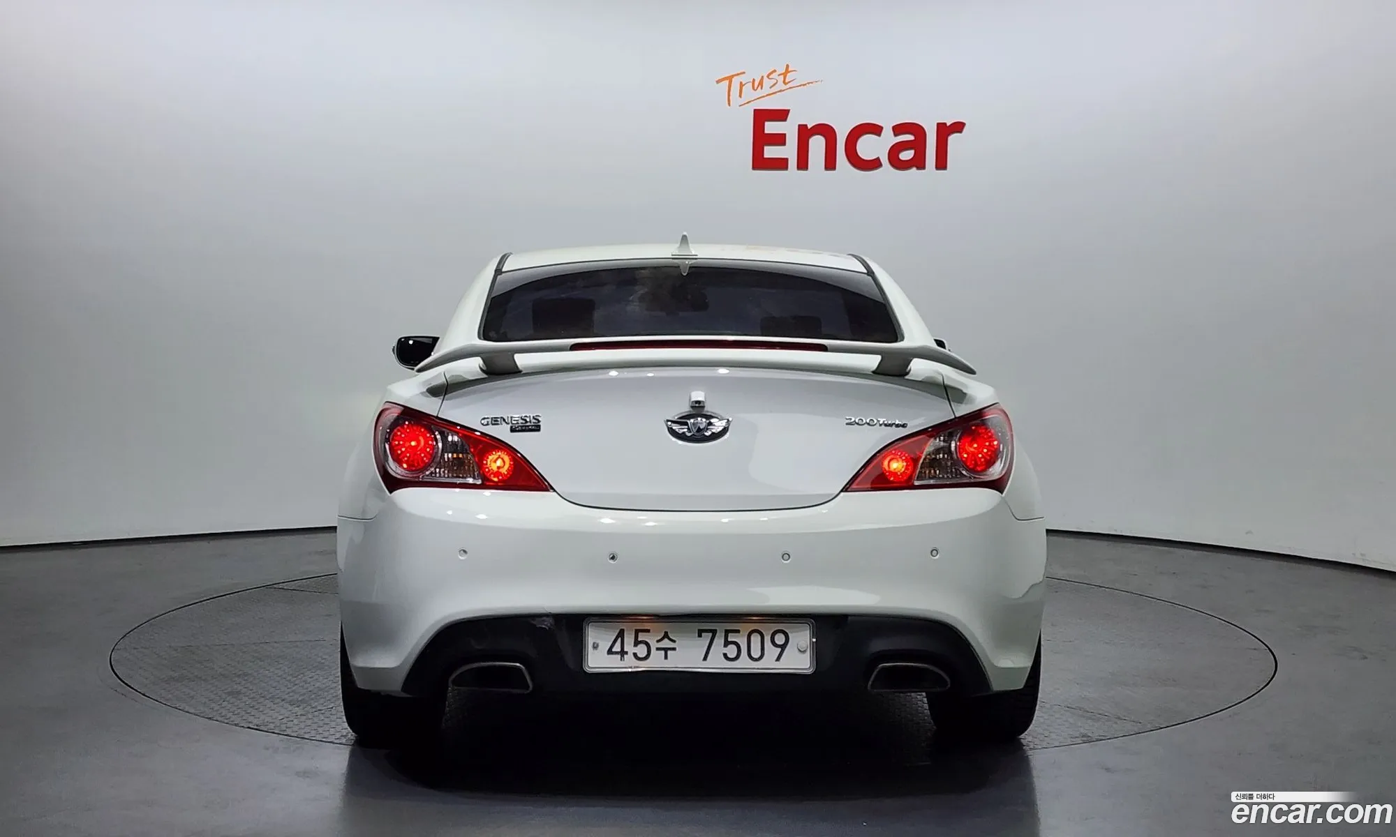 Hyundai Genesis I 200 Turbo P 2009 - фотография 12141216