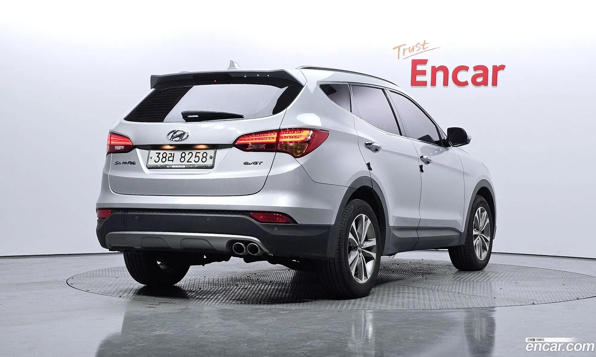 Hyundai Santa Fe Iii Diesel E-Vgt 20 2Wd Premium 2015 - фотография 15088307