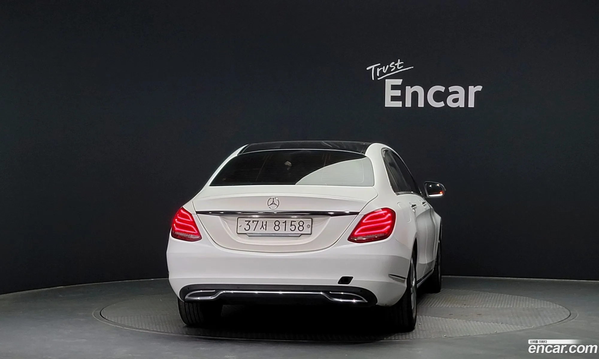 Mercedes C-Class W205 C220 Bluetech Avantgarde - фотография 12023590