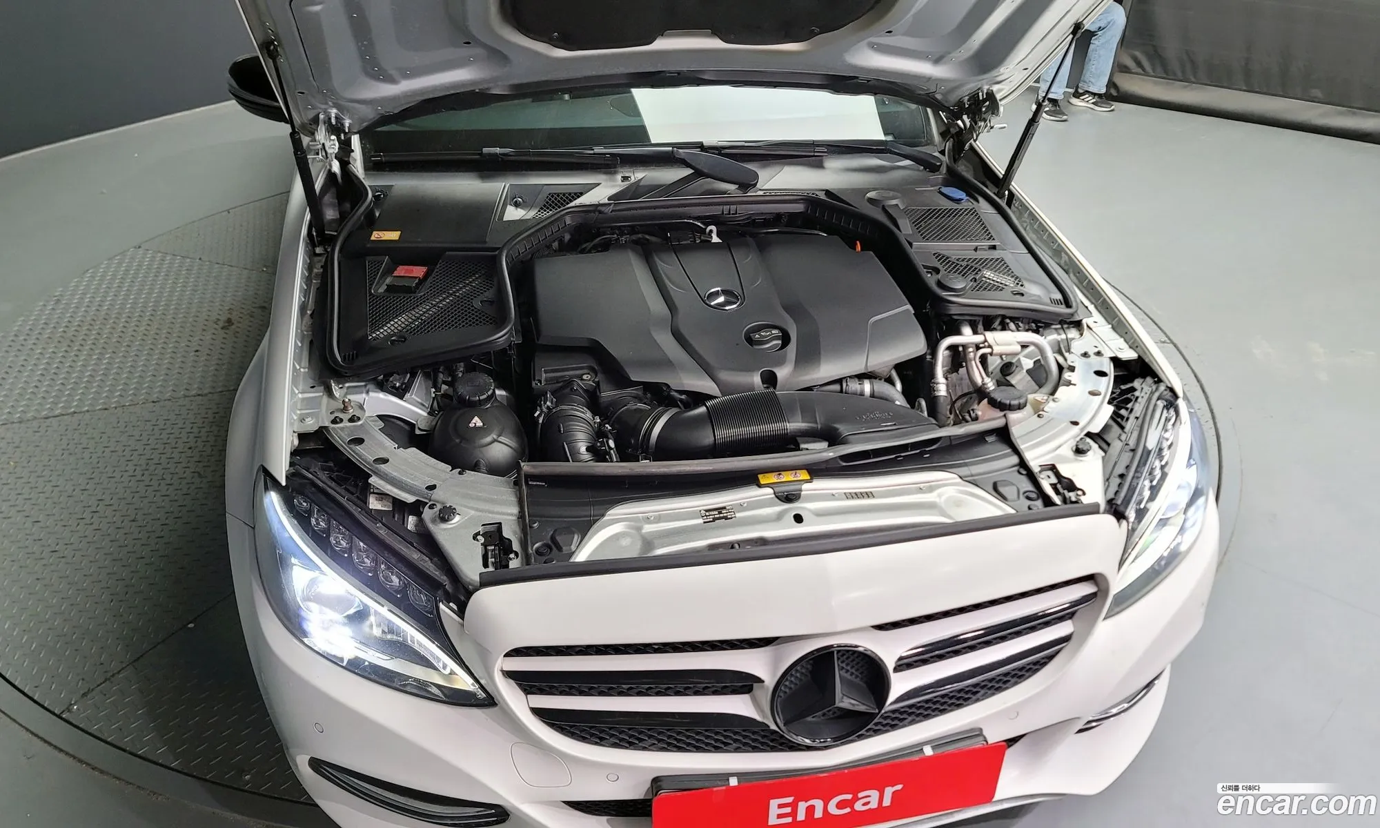 Mercedes C-Class W205 C220 Bluetech Avantgarde - фотография 12023592