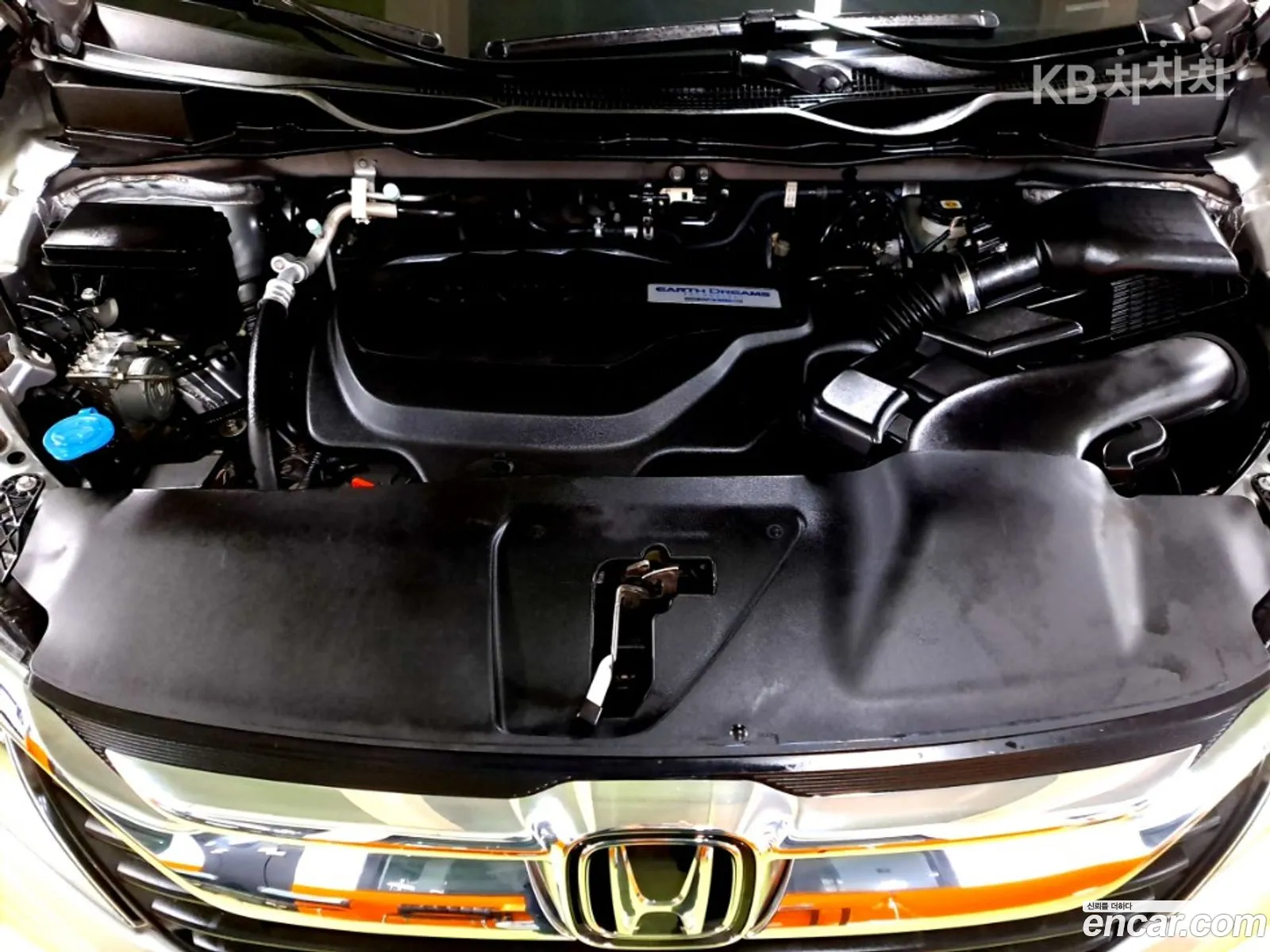 Honda Odyssey 35 2018 - фотография 2331885