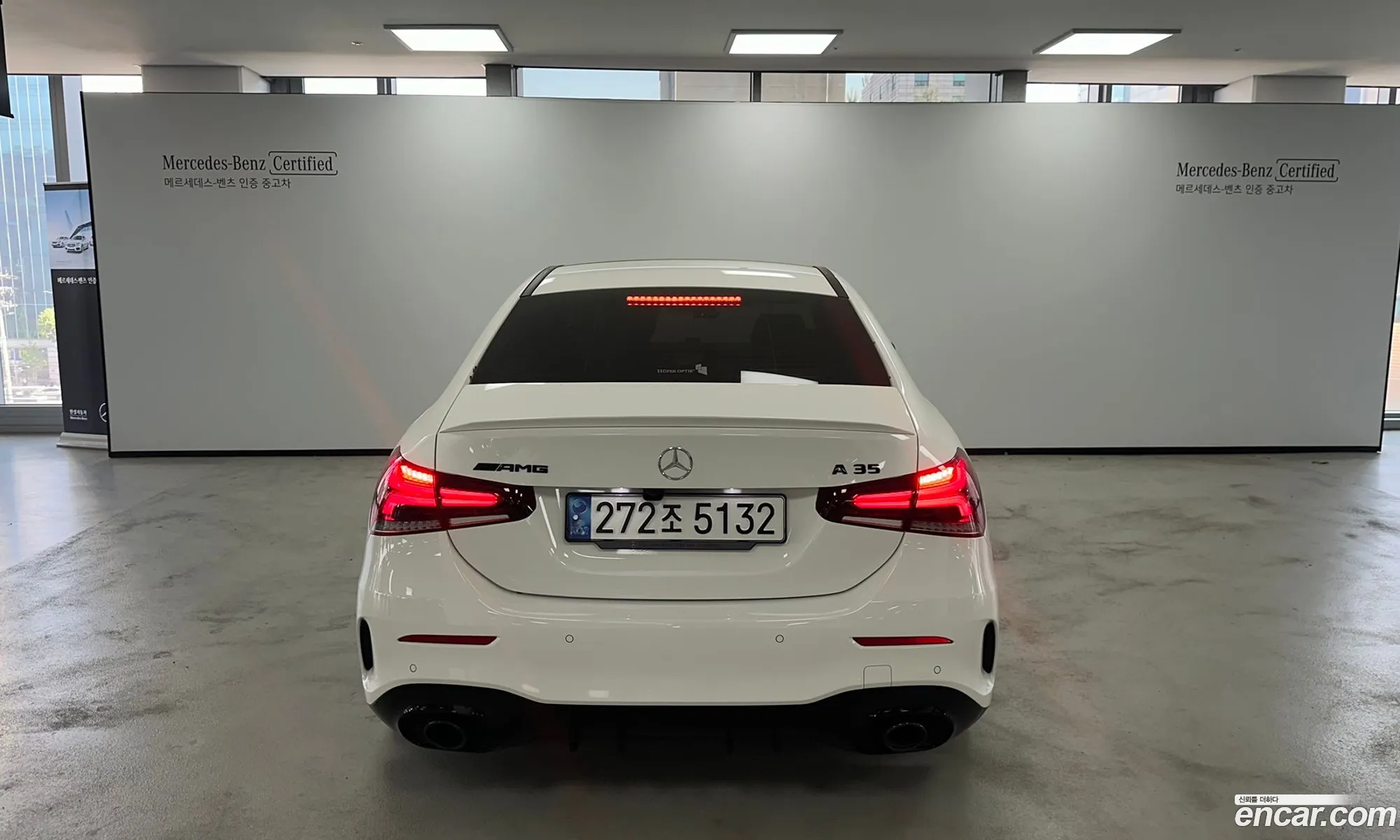 Mercedes-Benz A-Klasse Amg A35 4Matic Sedan 2023 - фотография 12575976