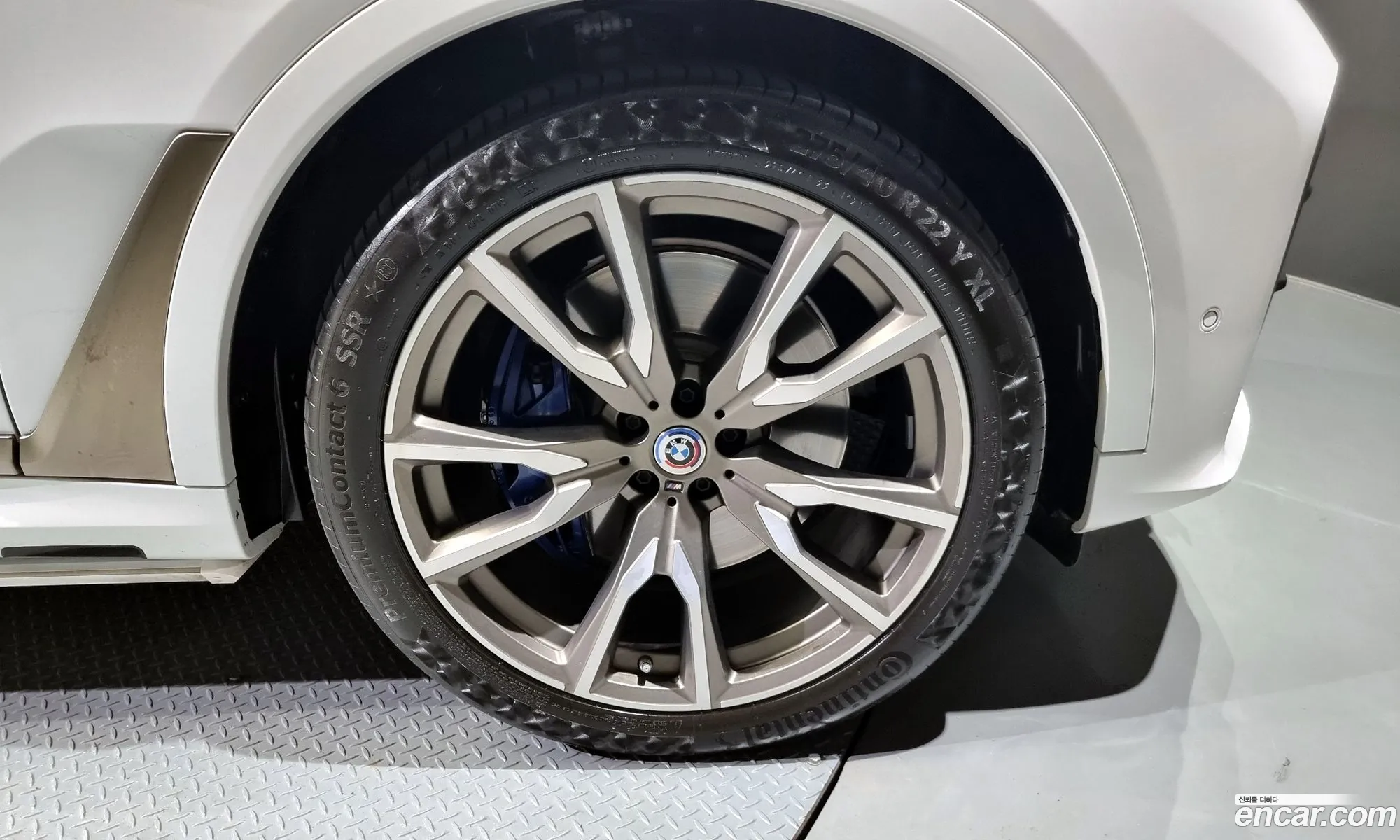 BMW X7 G07 ​​M50I 6-Seater - фотография 33091