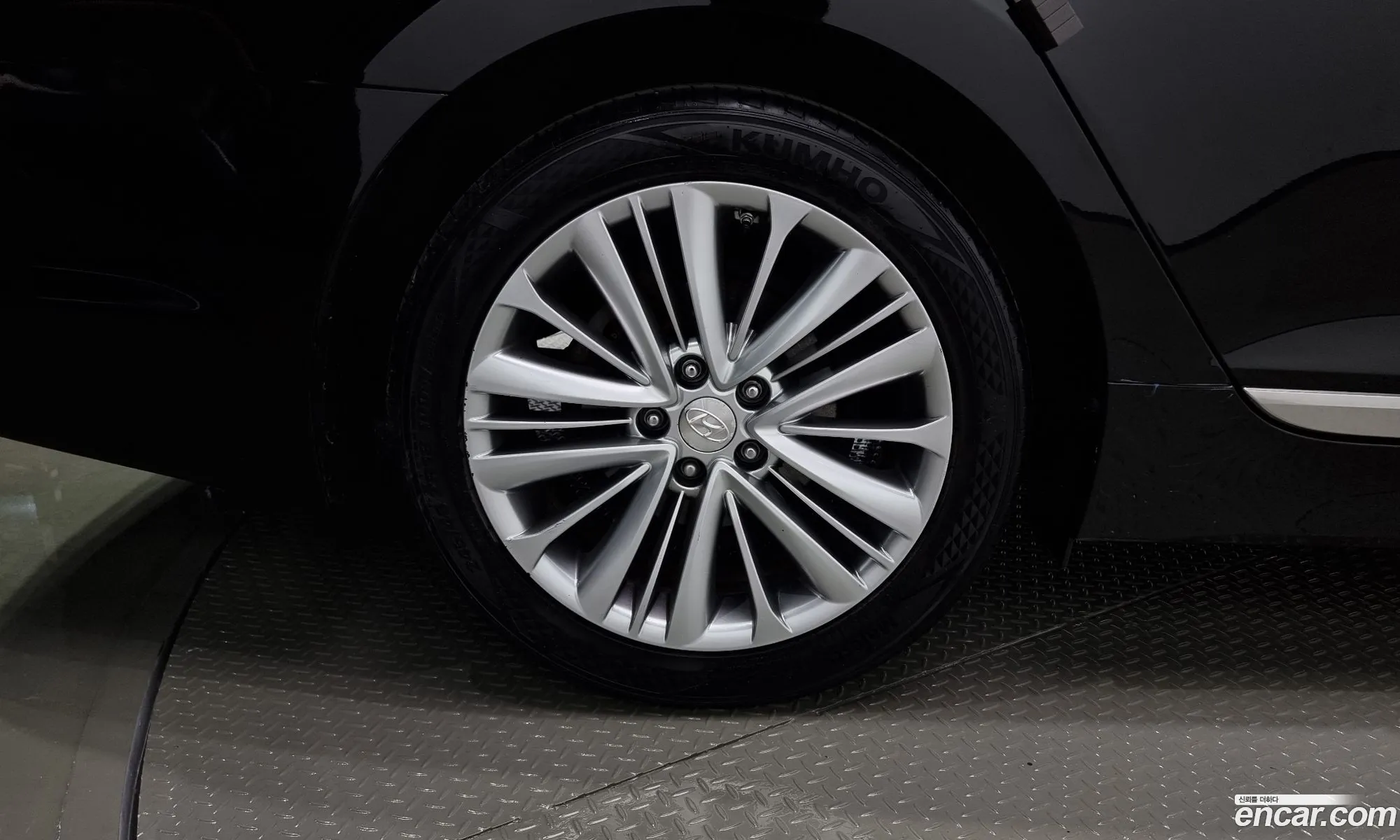 Hyundai Aslan Aslan G330 Premium 2015 - фотография 12814555