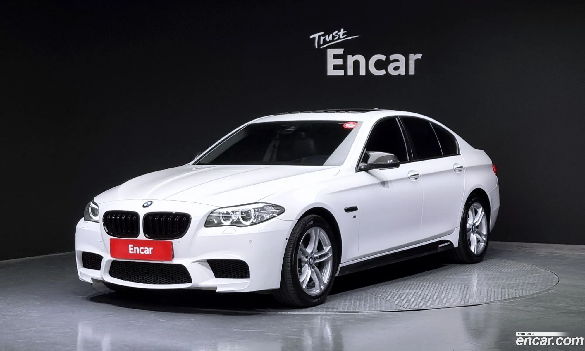 BMW 5 Series F10 528I - фотография 203145
