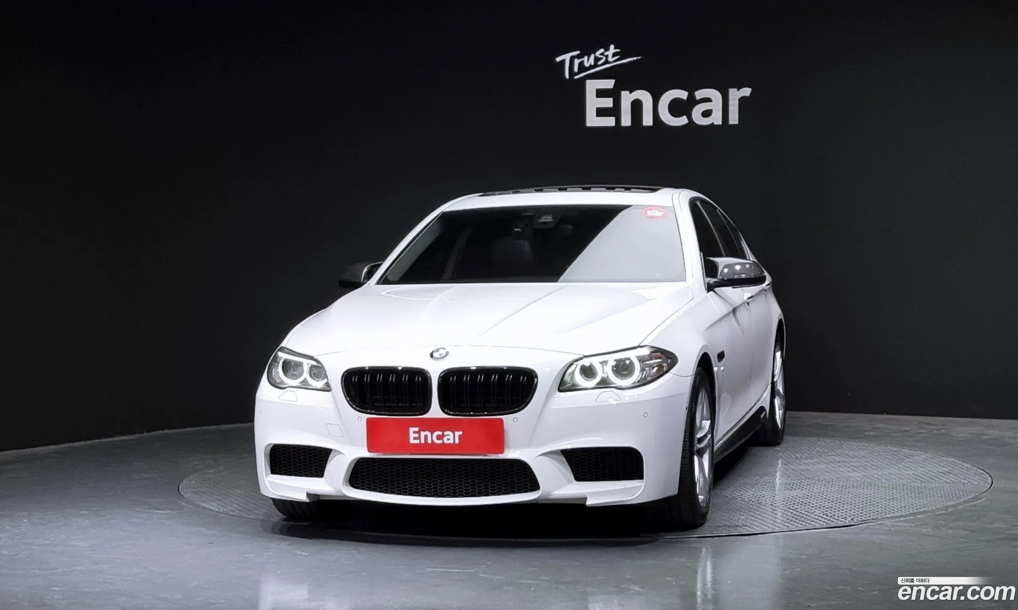 BMW 5 Series F10 528I - фотография 203147