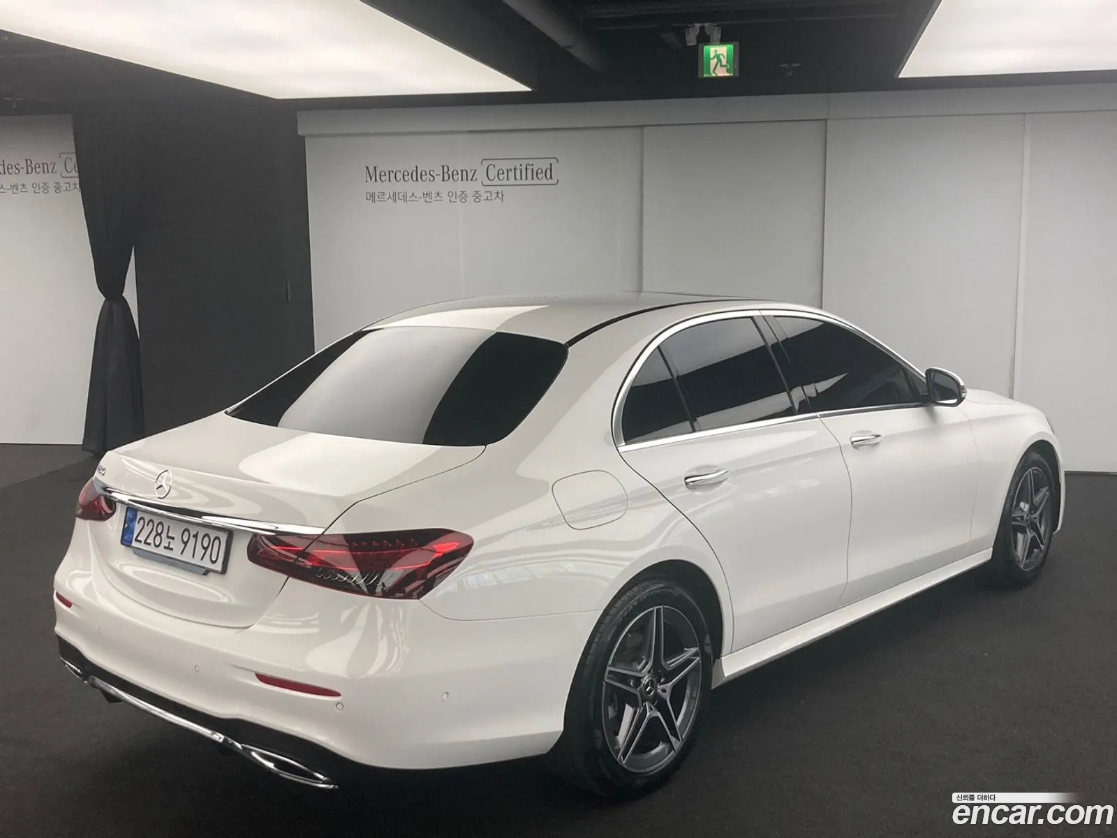 Mercedes-Benz E-Klasse E250 Amg Line 2023 - фотография 12634342