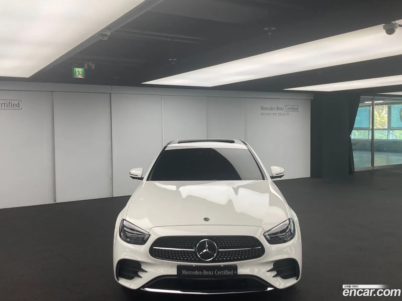 Mercedes-Benz E-Klasse E250 Amg Line 2023 - фотография 12634343