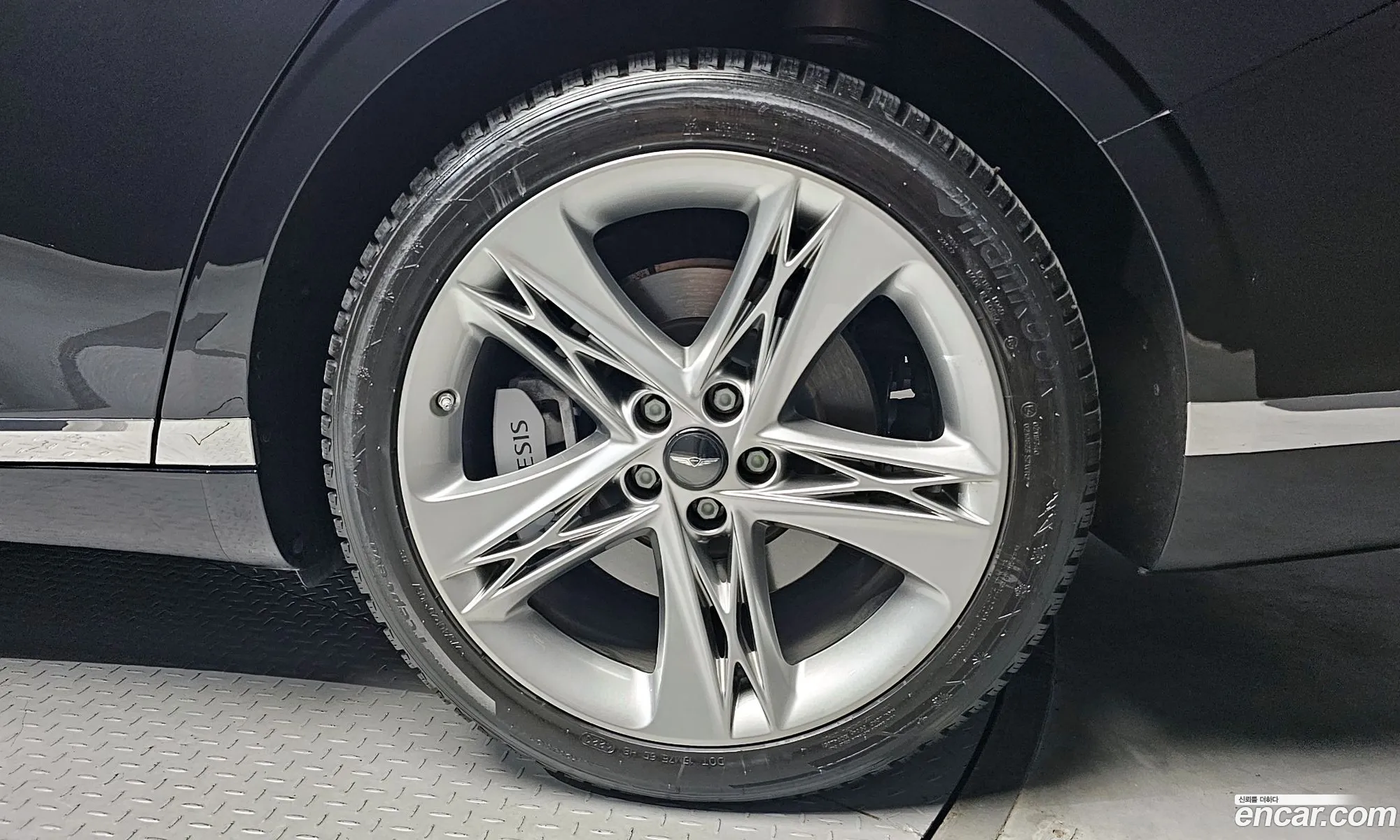 Genesis G90 Gasoline 35 Turbo Awd 2023 - фотография 11992067