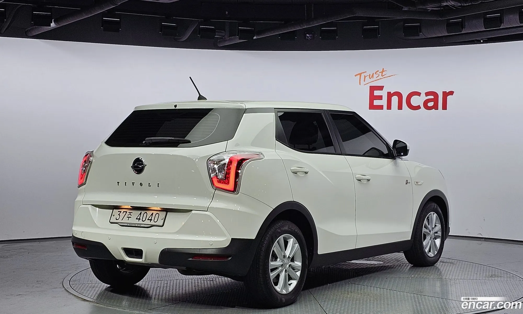 Ssangyong Tivoli Tivoli Diesel Tx 4Wd 2018 - фотография 15630088