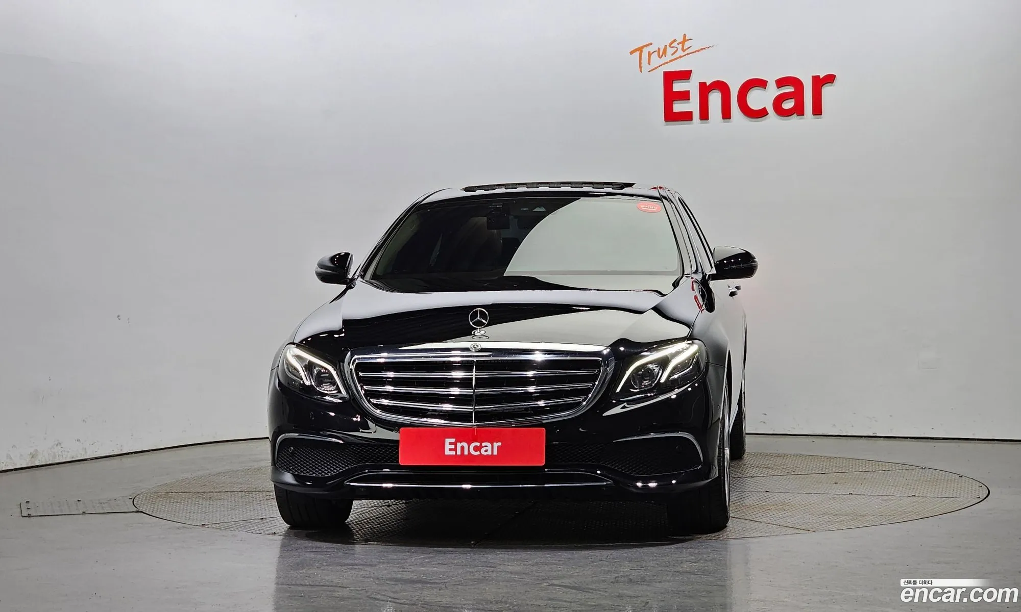 Mercedes-Benz E-Klasse V W213 S213 C238 E220D 4Matic Exclusive 2019 - фотография 12059615