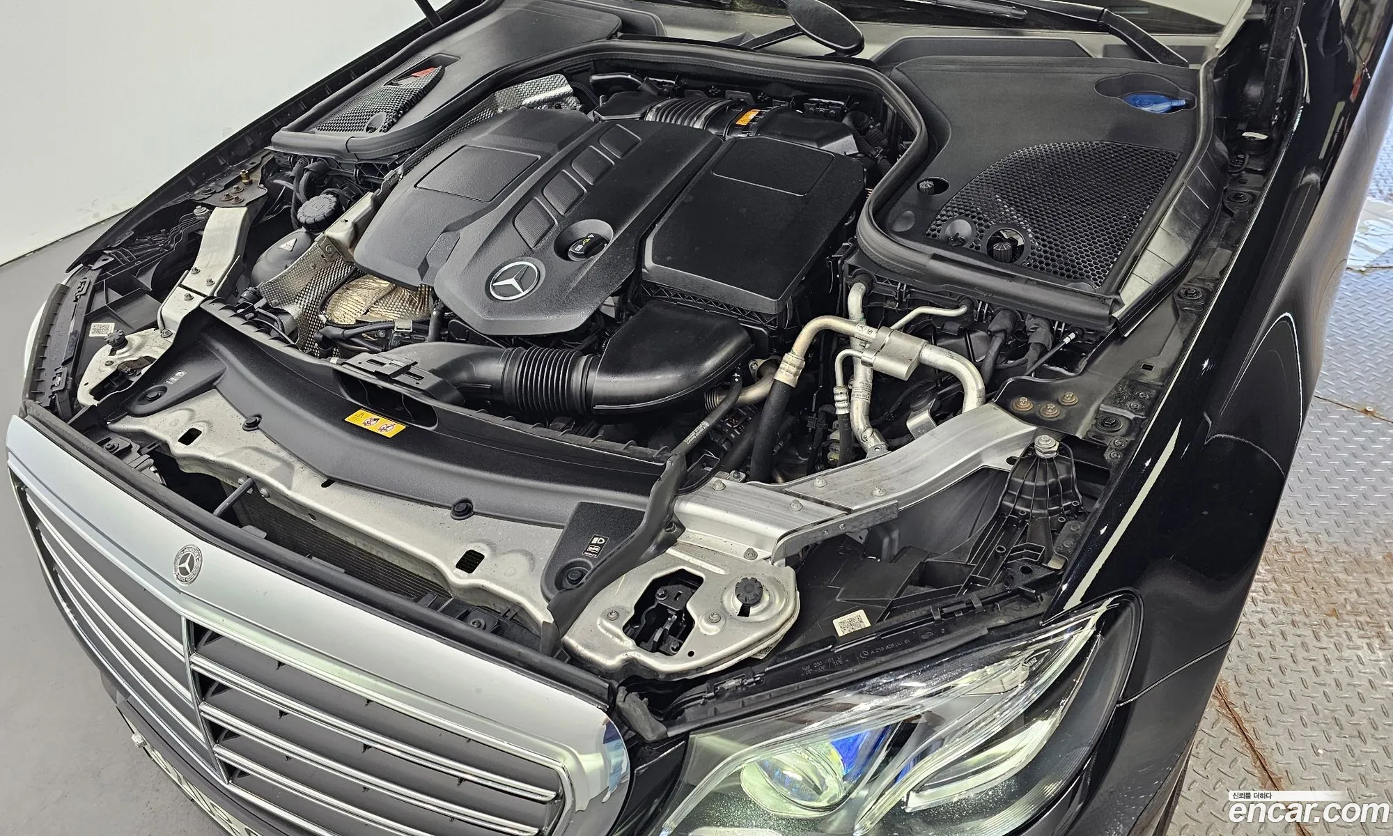 Mercedes-Benz E-Klasse V W213 S213 C238 E220D 4Matic Exclusive 2019 - фотография 12059618