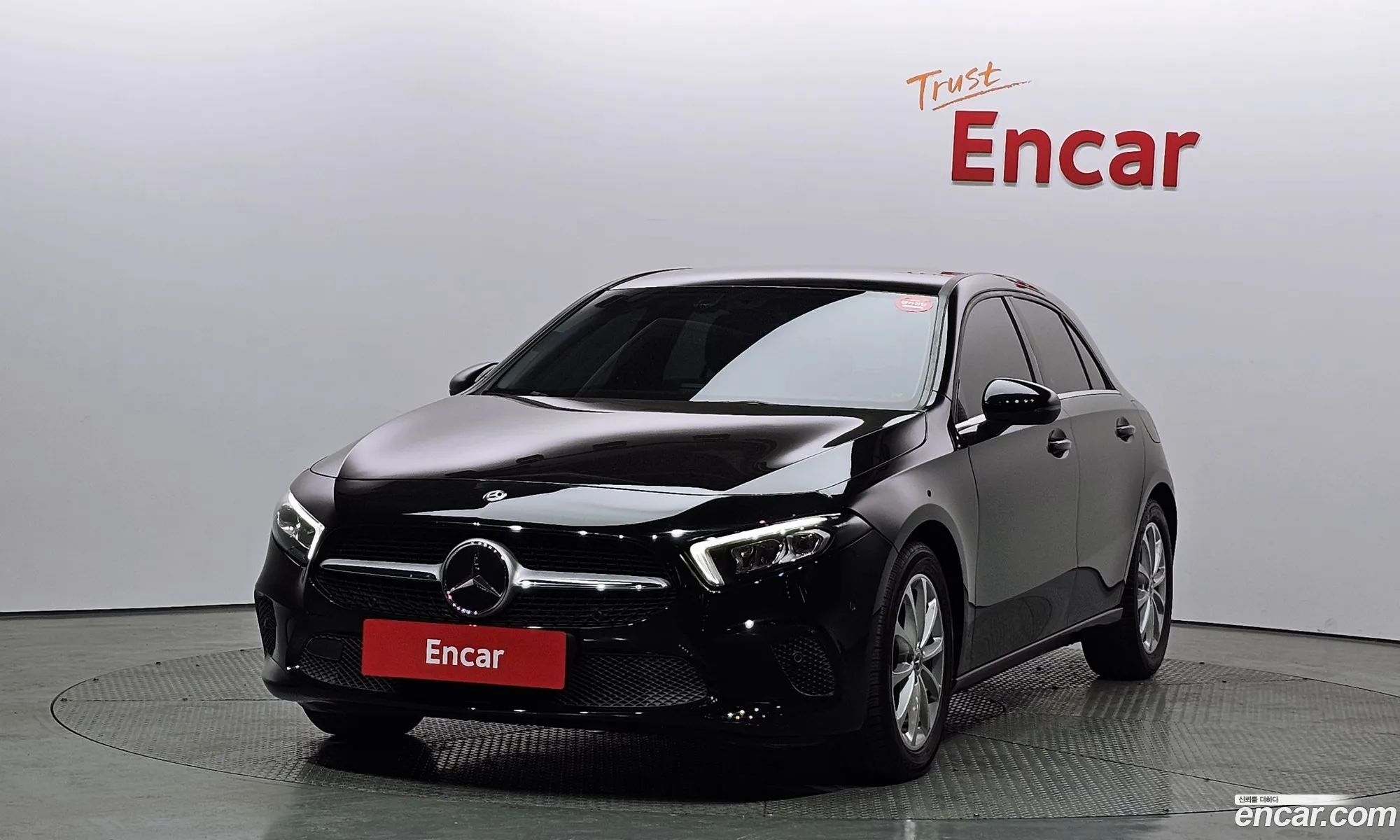 Mercedes-Benz A-Klasse Iv W177 A220 Hatchback 2019 - фотография 12964857